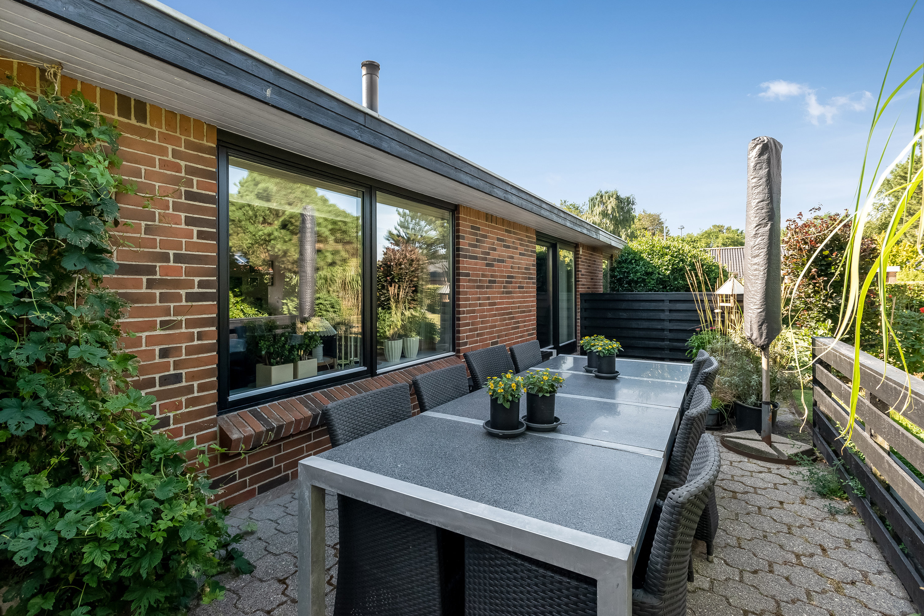 Fremhævet terrasse billede i fuldskærmstilstand. Billede af Slåenvej 182, Mejdal, 7500 Holstebro