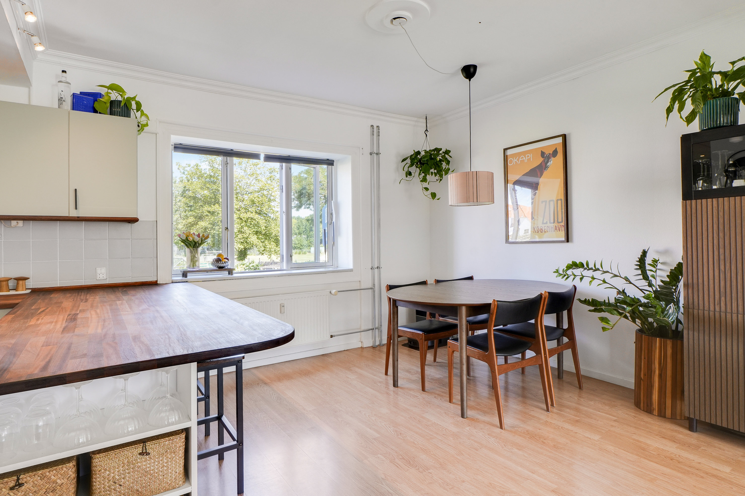 Fremhævet stue billede i fuldskærmstilstand. Billede af Måløv Hovedgade 54, st. th., 2760 Måløv