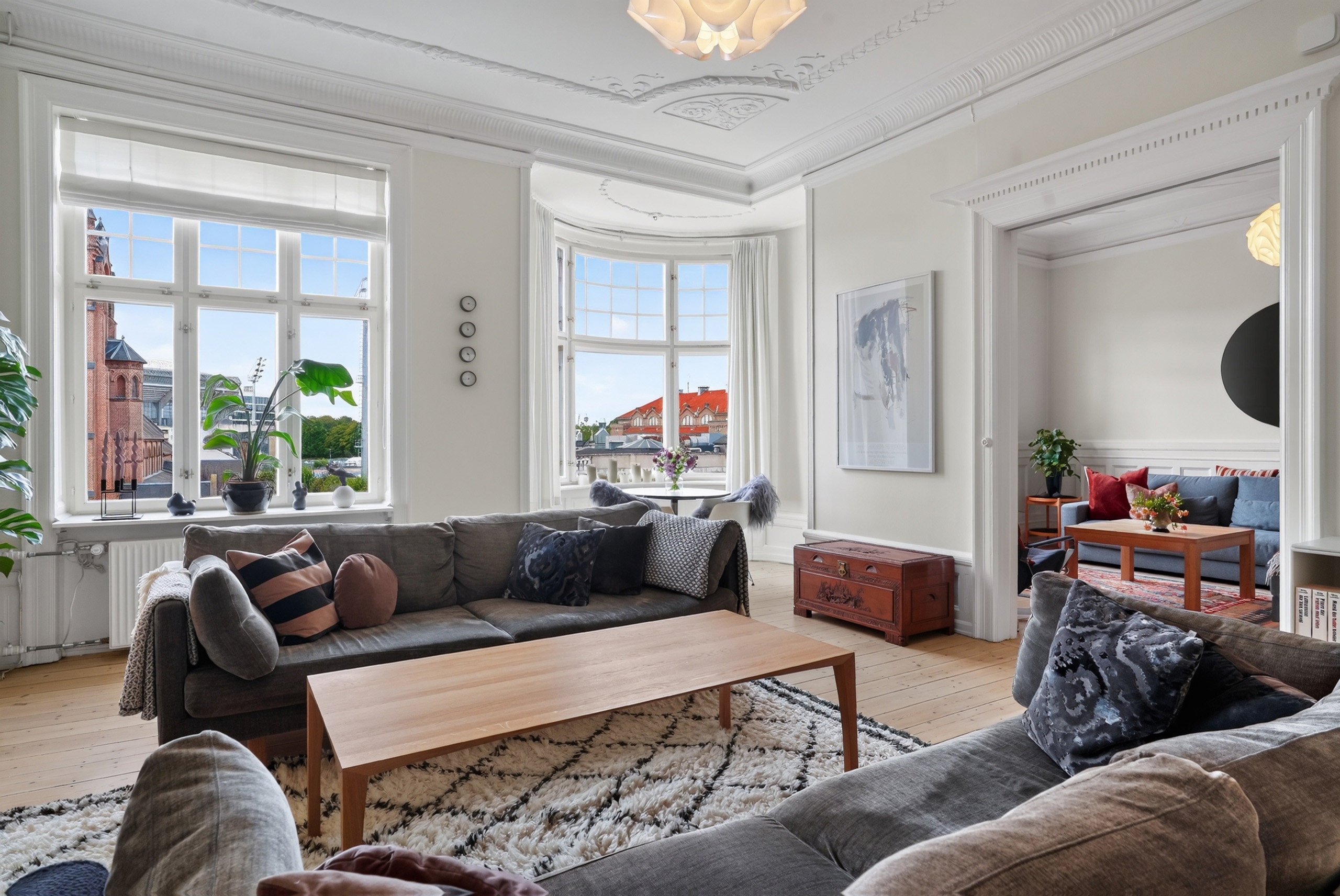 Fremhævet stue billede i fuldskærmstilstand. Billede af Østerbrogade 110, 3., 2100 København Ø