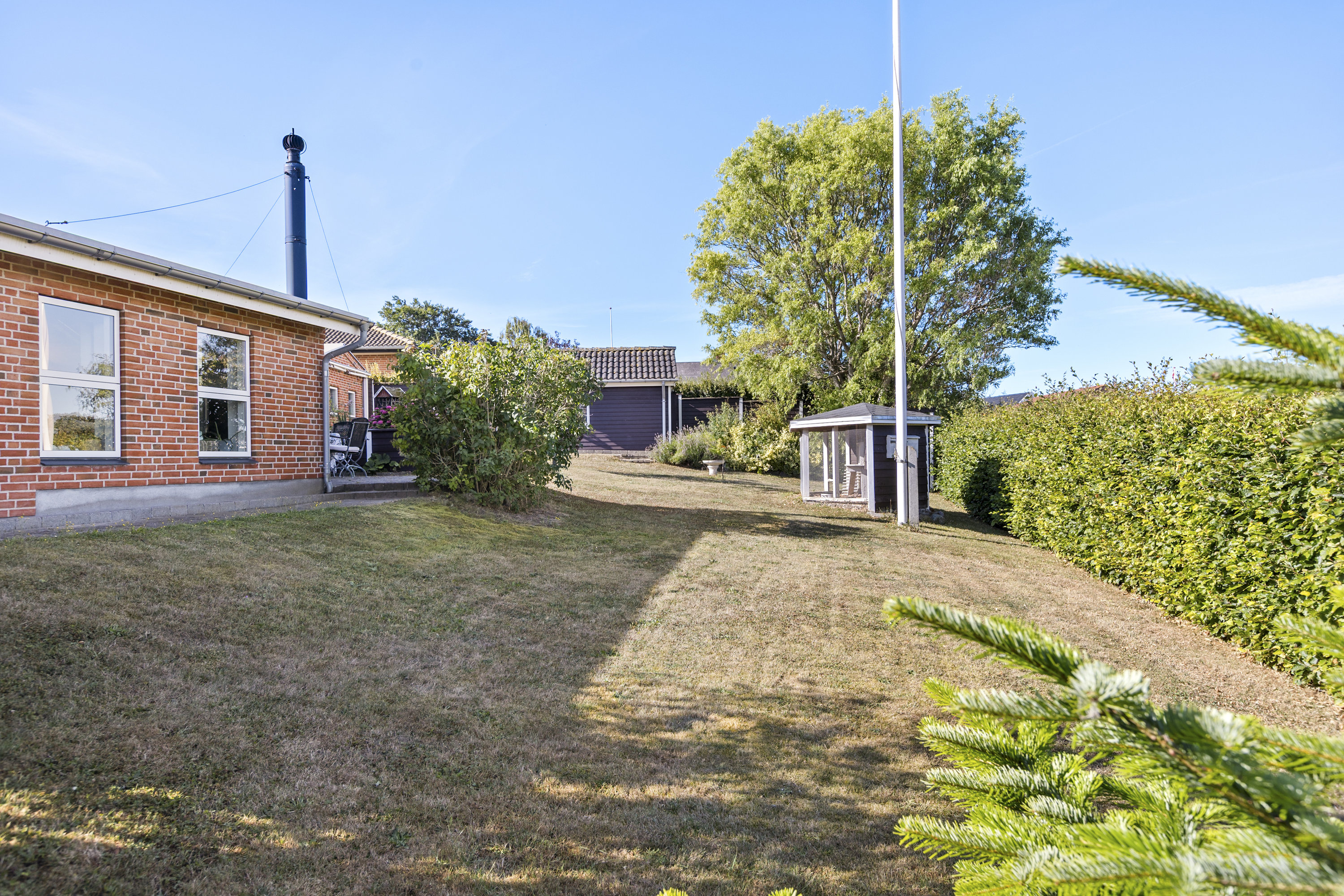 Fremhævet have billede i fuldskærmstilstand. Billede af Hareskrænten 3, Rørby, 4400 Kalundborg
