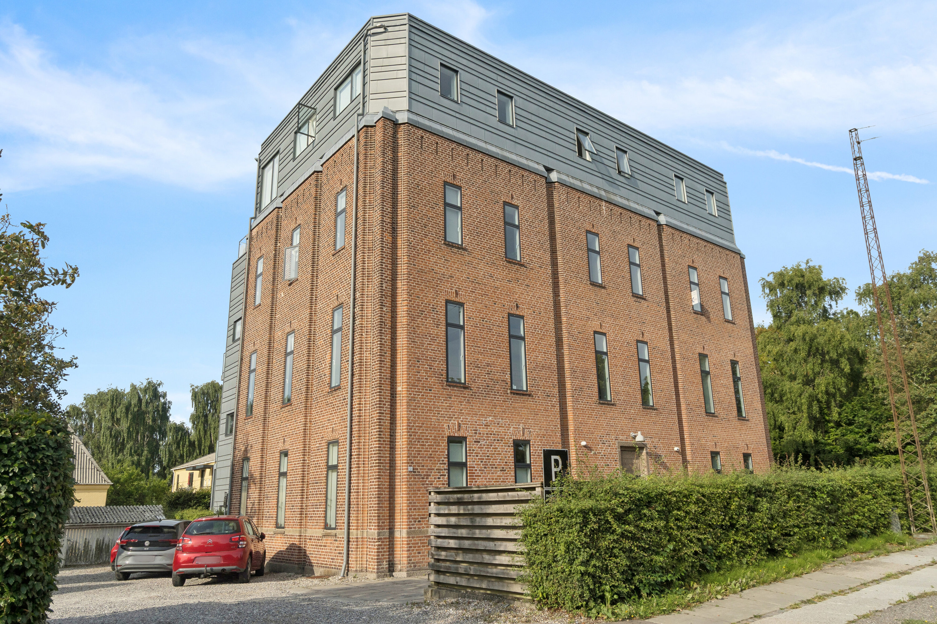 Fremhævet facade billede i fuldskærmstilstand. Billede af Viborgvej 51, 2. 2., 8210 Aarhus V