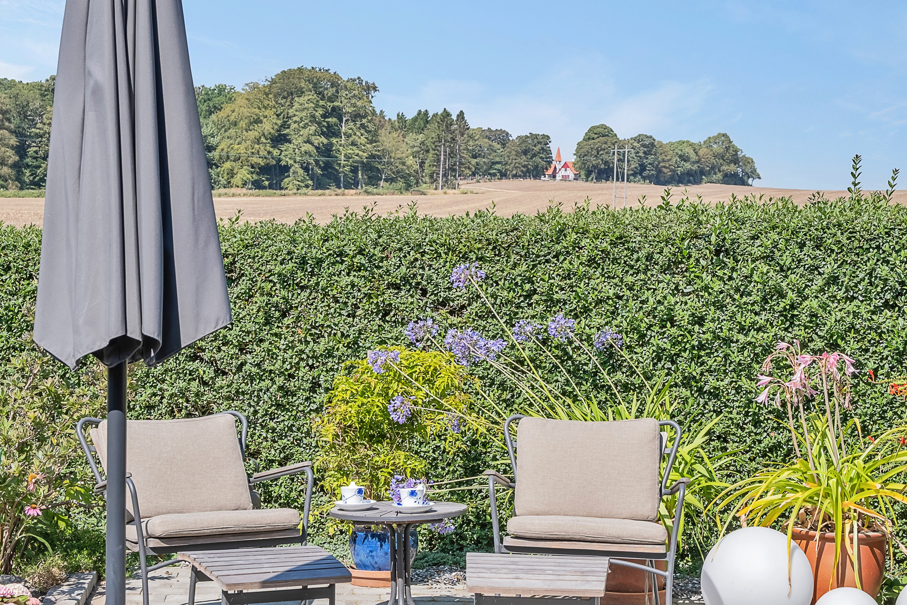 Fremhævet terrasse billede i fuldskærmstilstand. Billede af Ørnelunden 1B, 8520 Lystrup