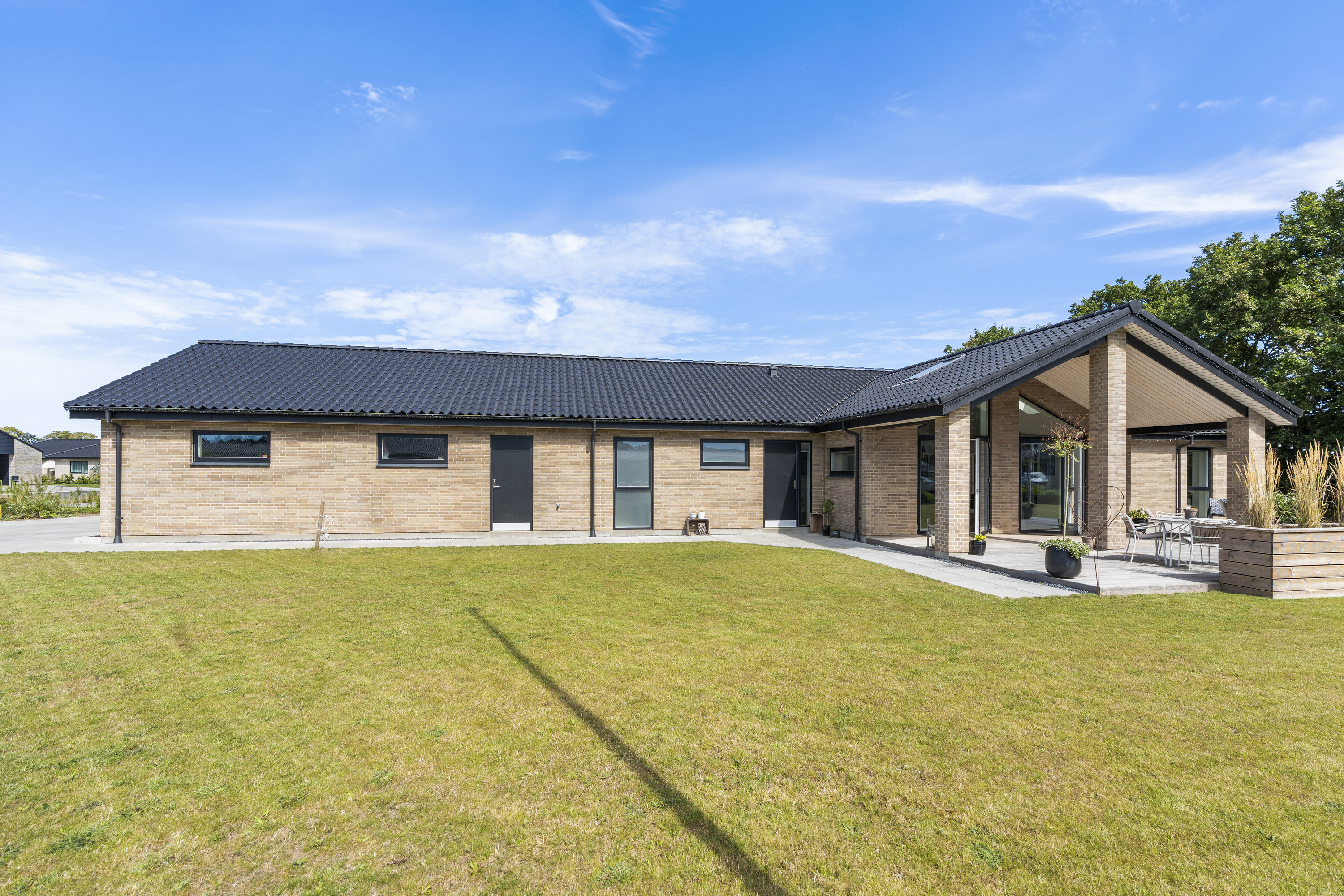 Fremhævet  billede i fuldskærmstilstand. Billede af Læhegnet 4, 7190 Billund