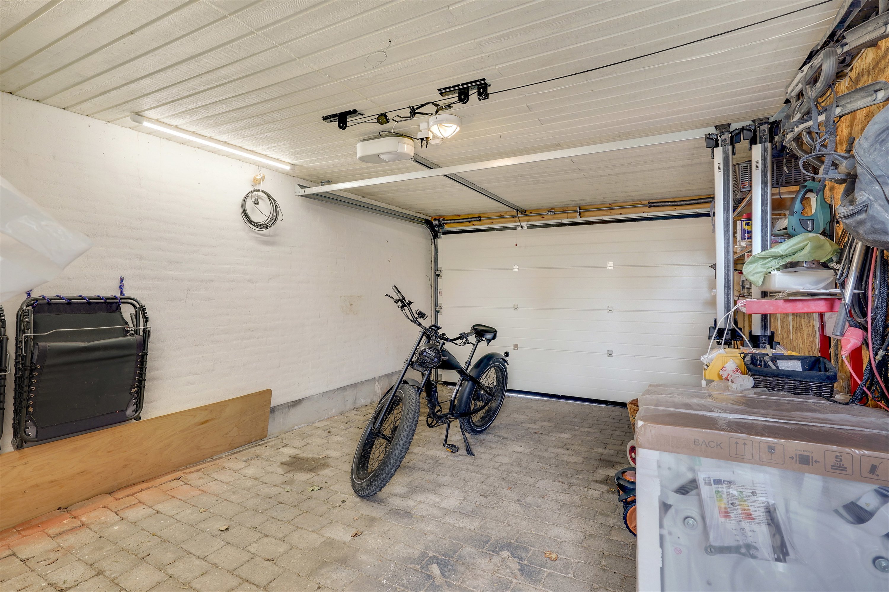 Fremhævet garage billede i fuldskærmstilstand. Billede af Baggesens Alle 19, 6700 Esbjerg