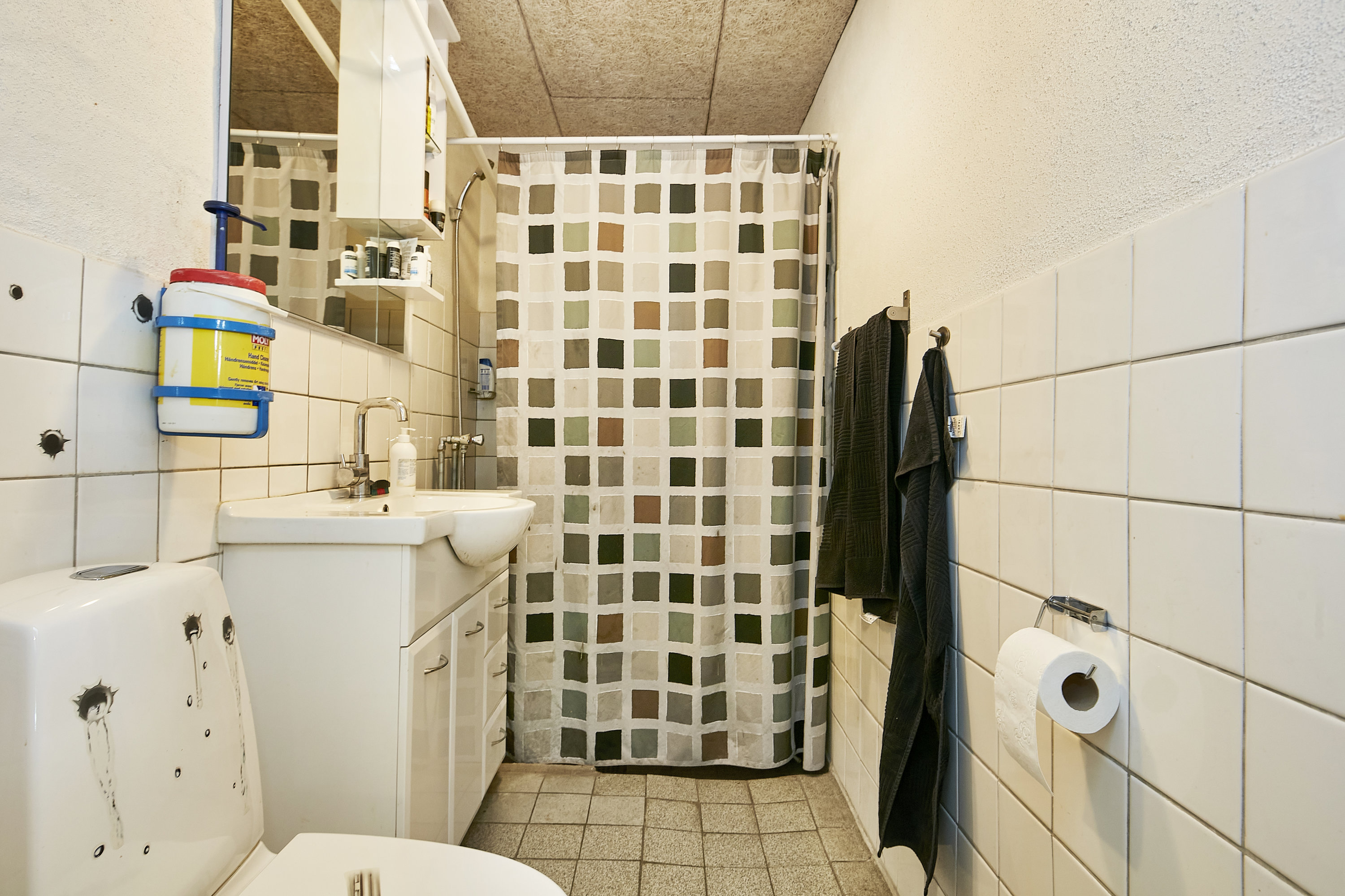 Fremhævet bad - garage billede i fuldskærmstilstand. Billede af Nansensvej 4, 8700 Horsens
