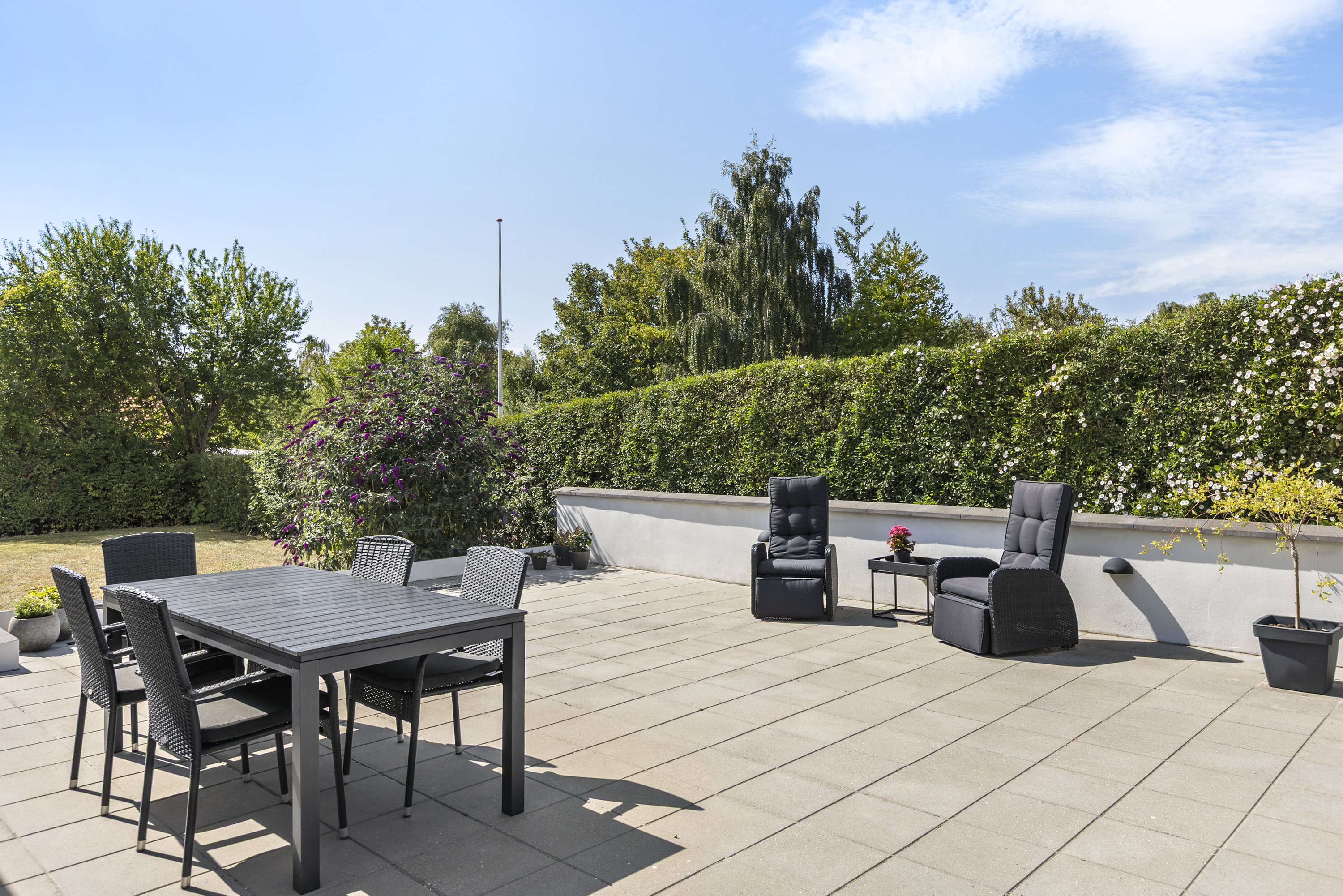 Fremhævet terrasse billede i fuldskærmstilstand. Billede af Bredekildevej 51, 4400 Kalundborg