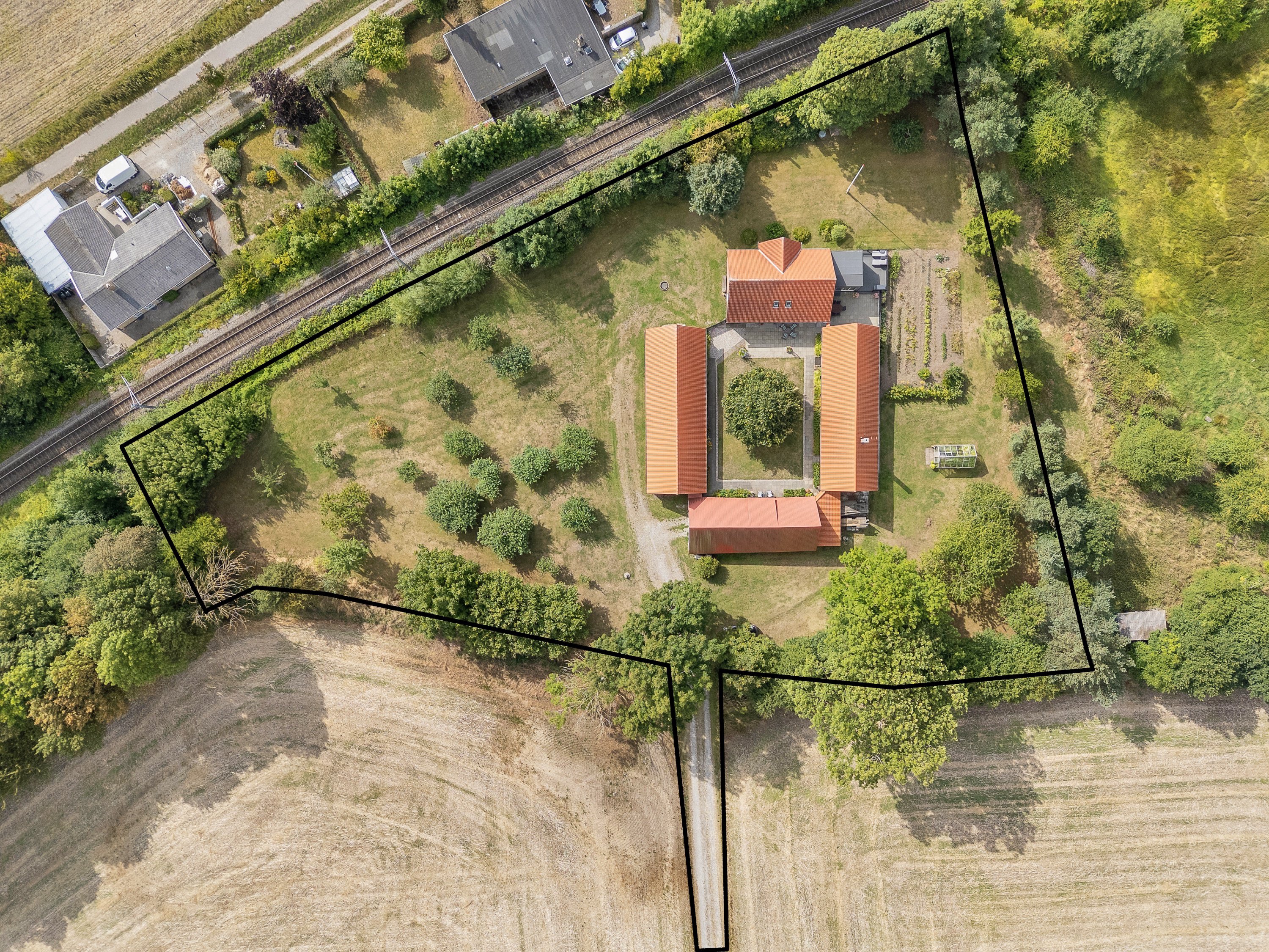 Fremhævet luftfoto billede i fuldskærmstilstand. Billede af Hovmarken 16, 8520 Lystrup
