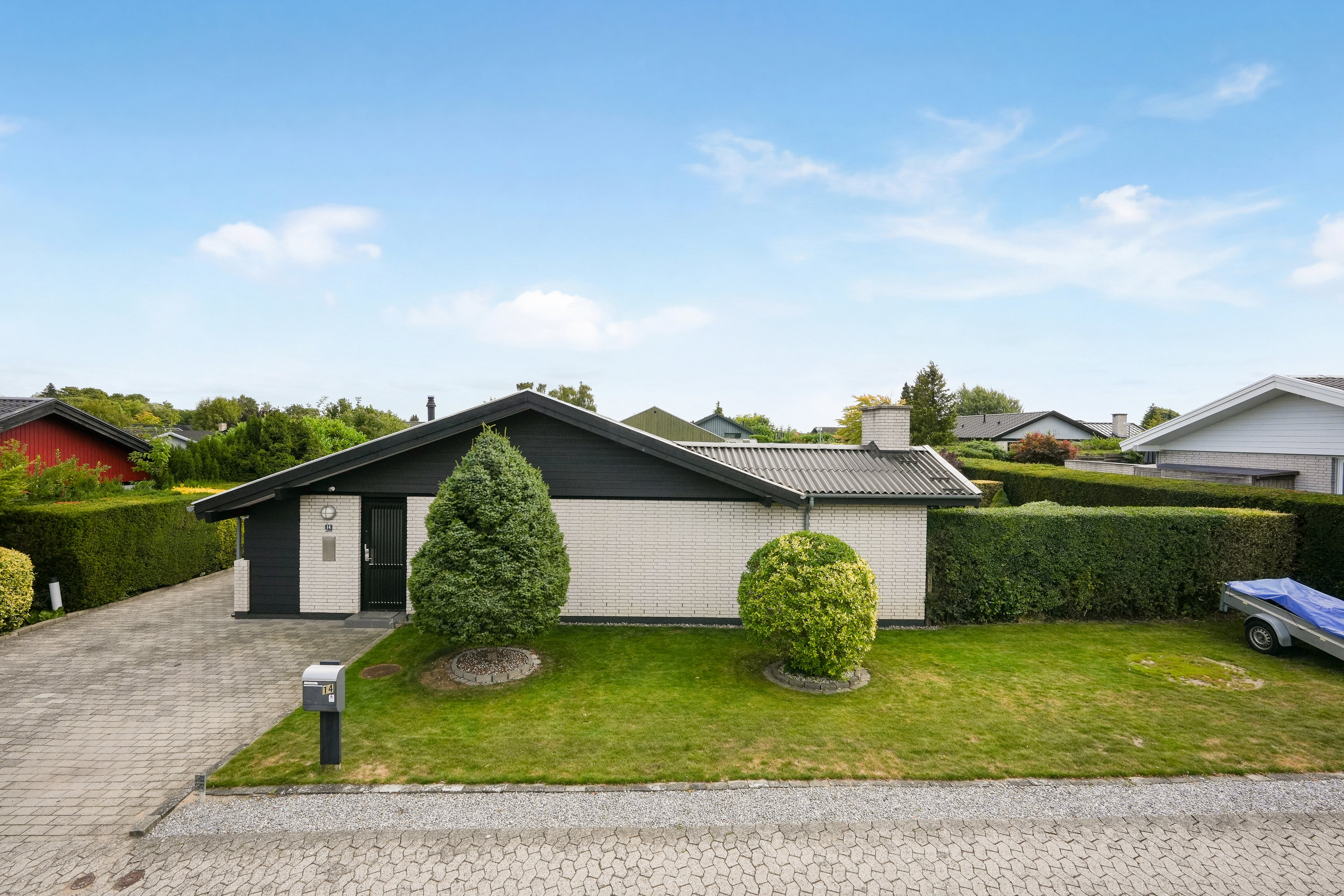Miniaturebillede 1: facade. Billede af Vinterbuen 14, 2750 Ballerup