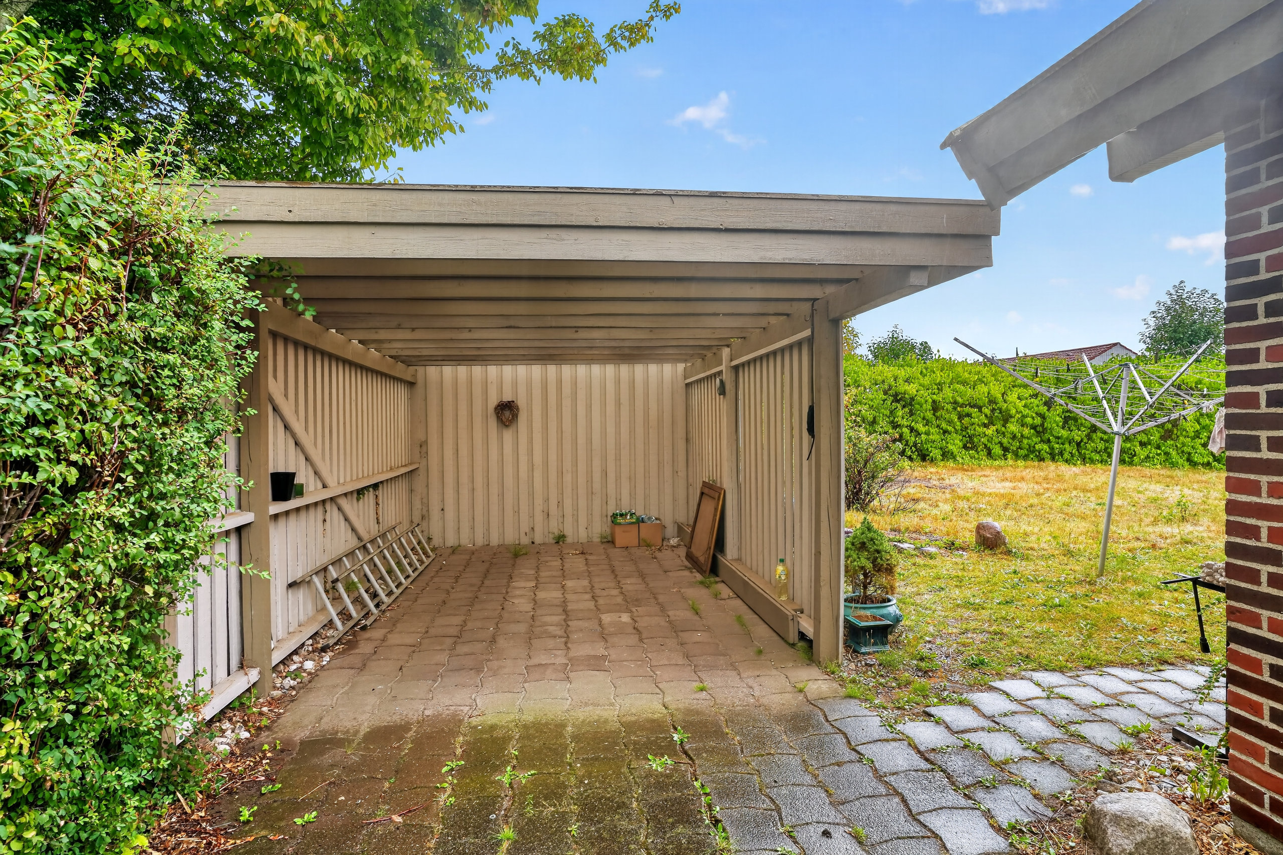 Fremhævet carport billede i fuldskærmstilstand. Billede af Ålholmparken 176, 3400 Hillerød