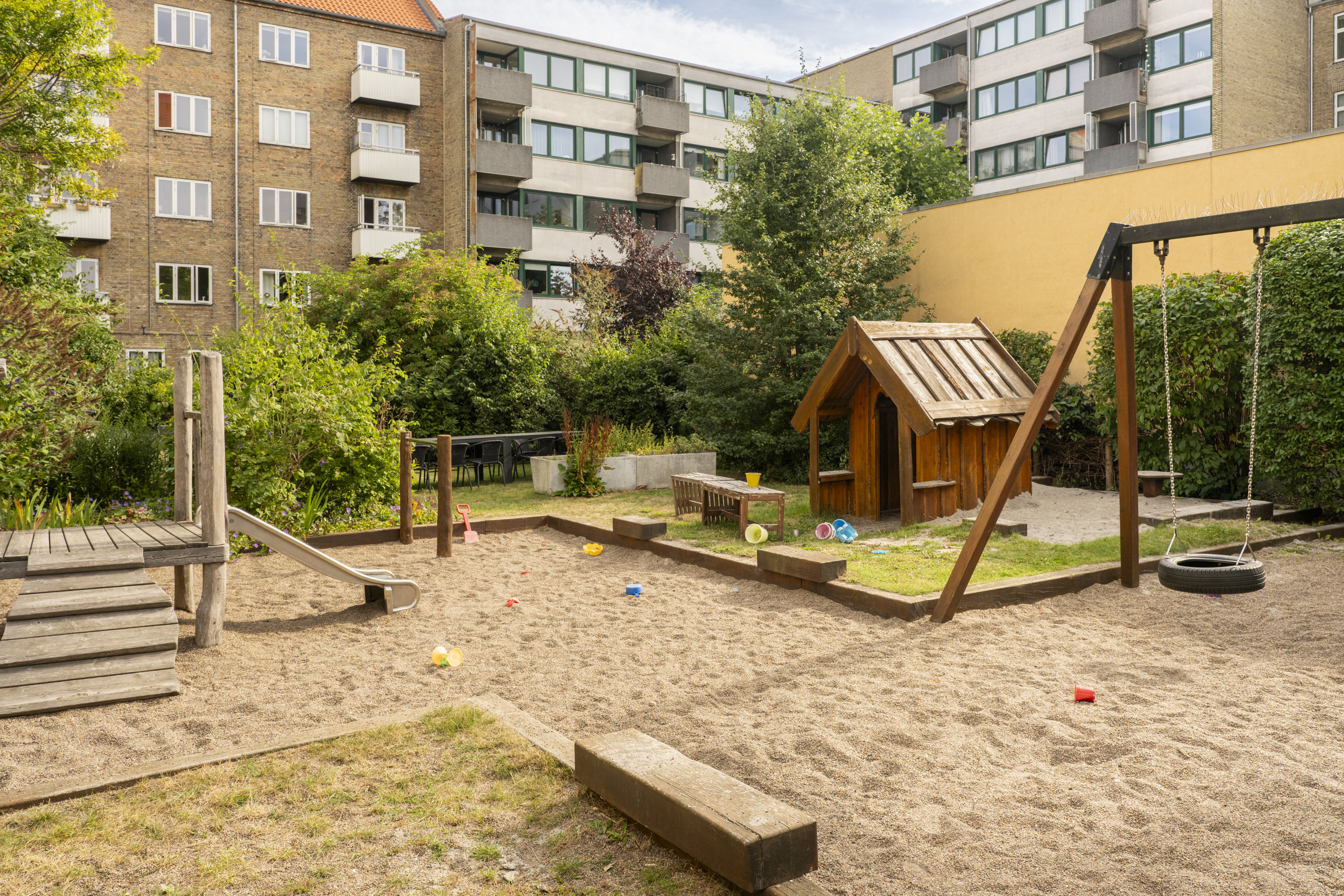 Fremhævet  billede i fuldskærmstilstand. Billede af Duevej 50, 4. tv., 2000 Frederiksberg