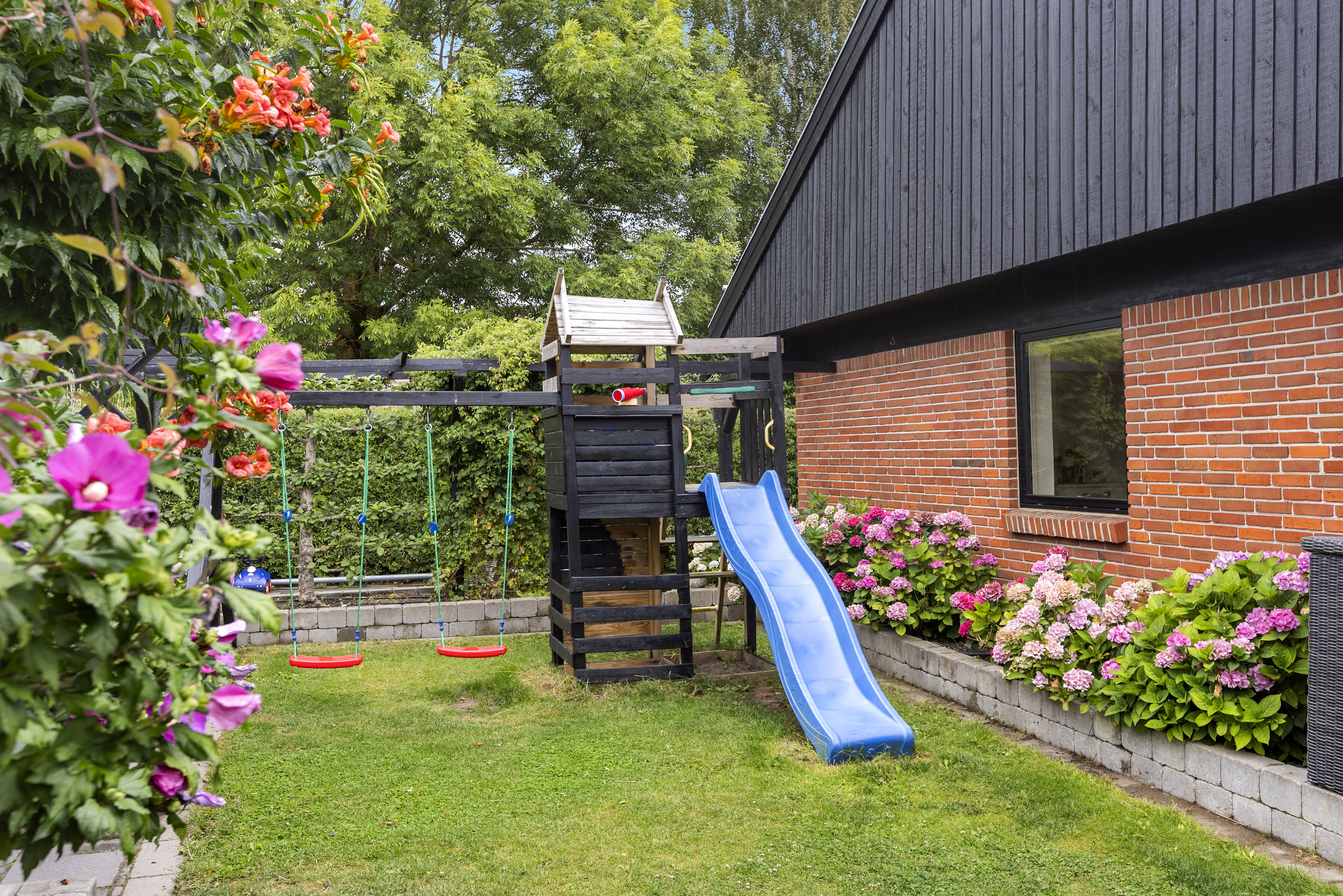 Fremhævet have billede i fuldskærmstilstand. Billede af Abelsvej 32, 4100 Ringsted