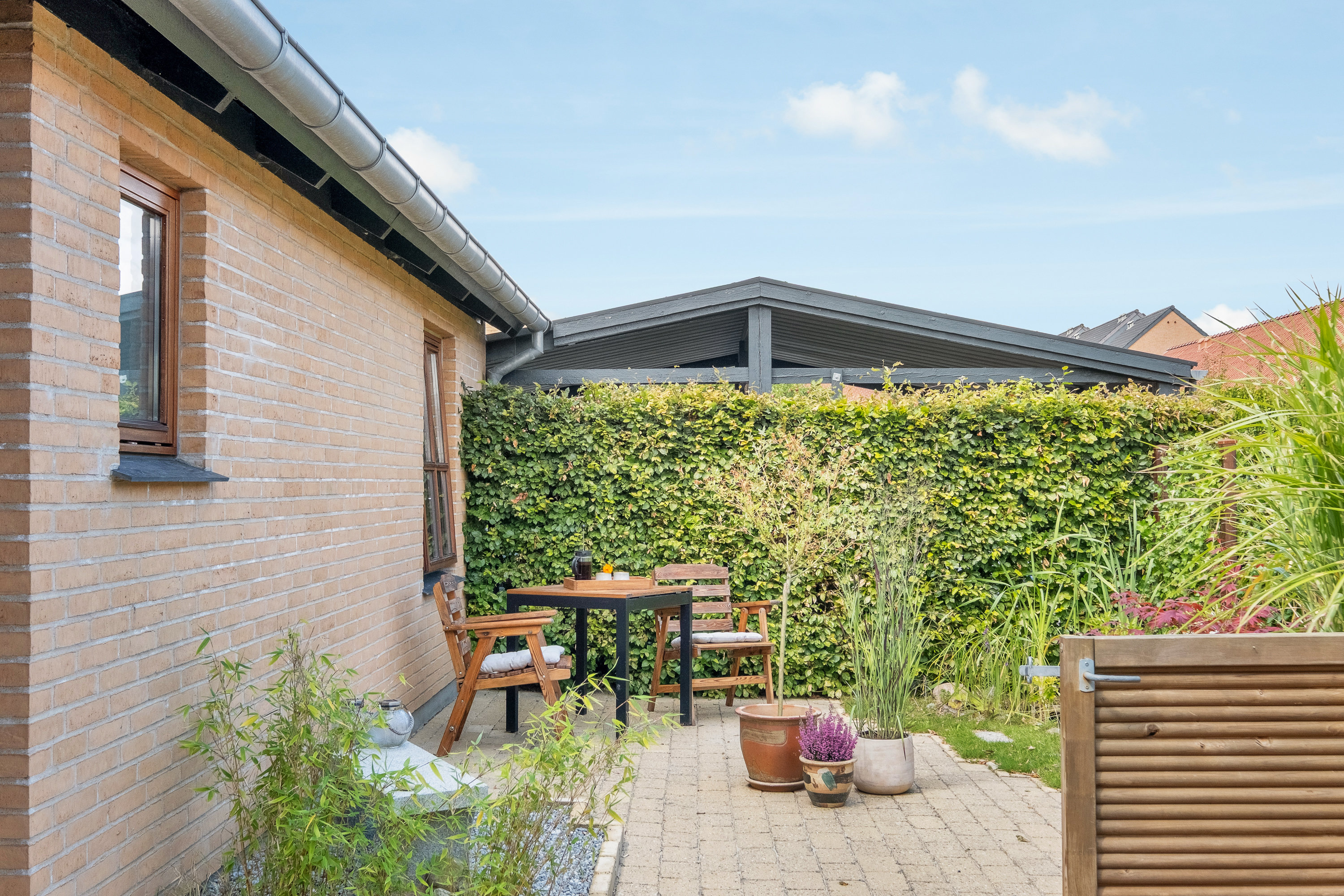 Fremhævet terrasse billede i fuldskærmstilstand. Billede af Ellebæk Parkvej 41, 8520 Lystrup