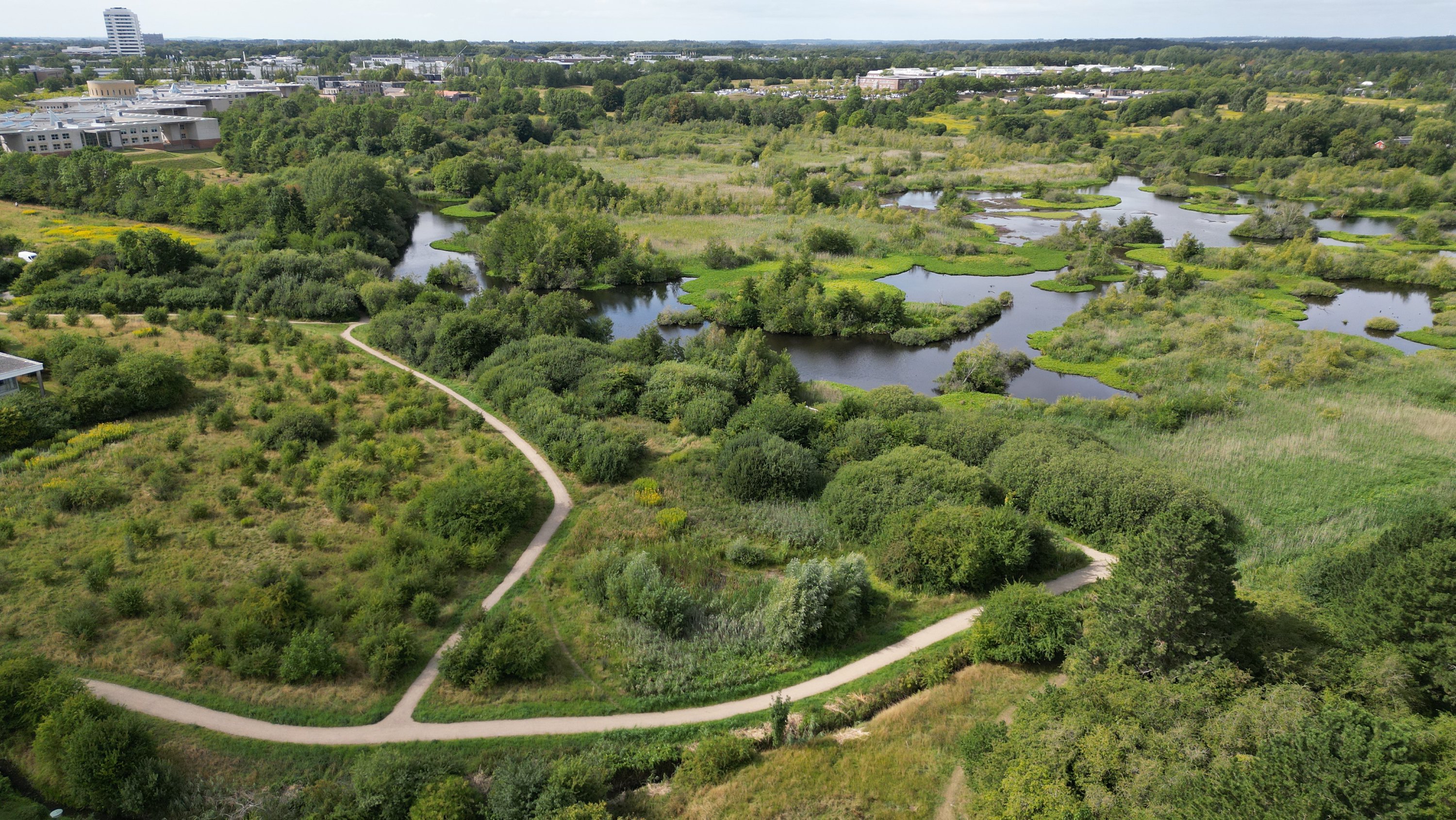 Fremhævet  billede i fuldskærmstilstand. Billede af Vingekrogen 13, 2730 Herlev