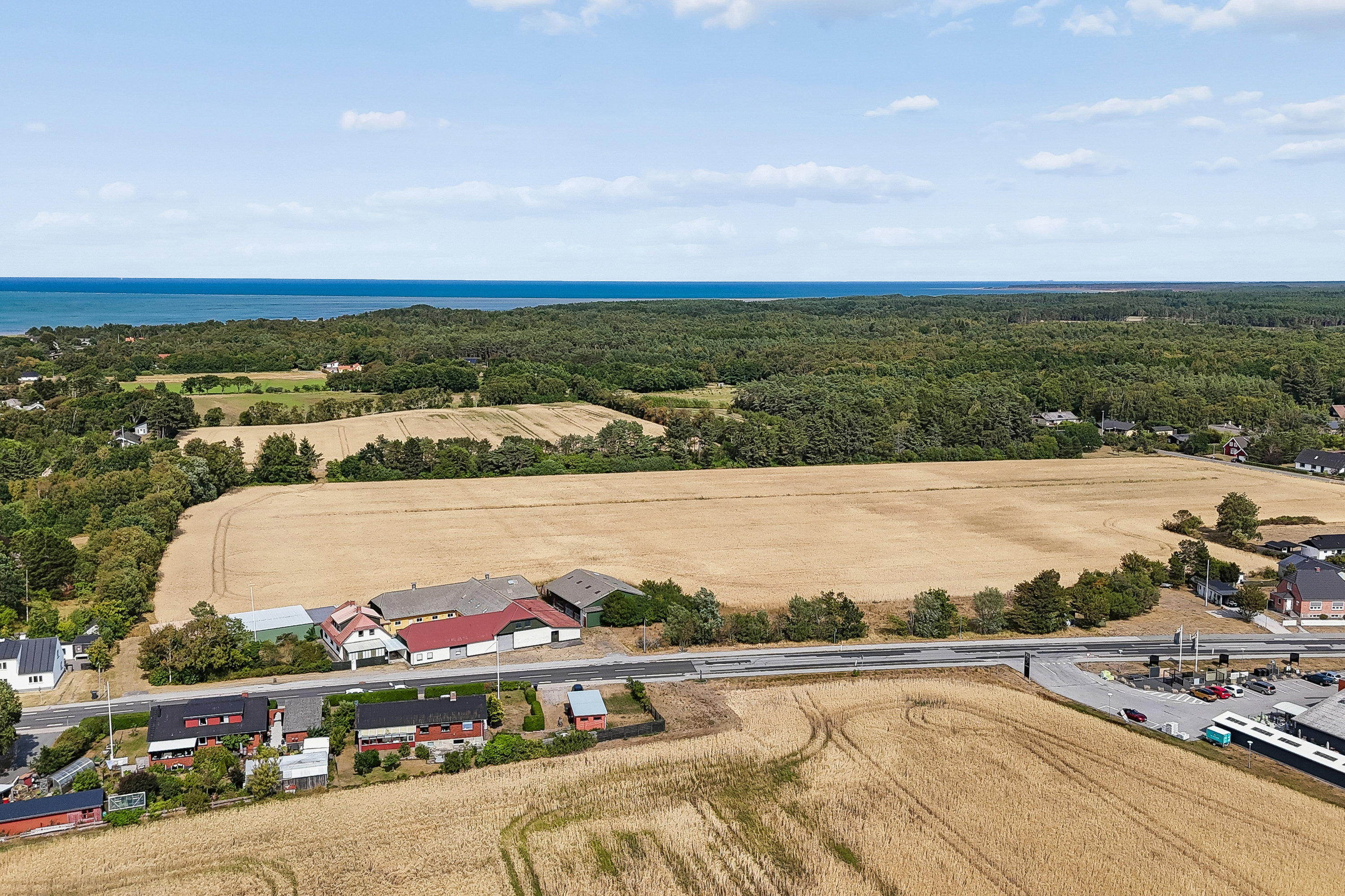 Fremhævet luftfoto billede i fuldskærmstilstand. Billede af Vesterø Havnegade 65, Vesterø Havn, 9940 Læsø