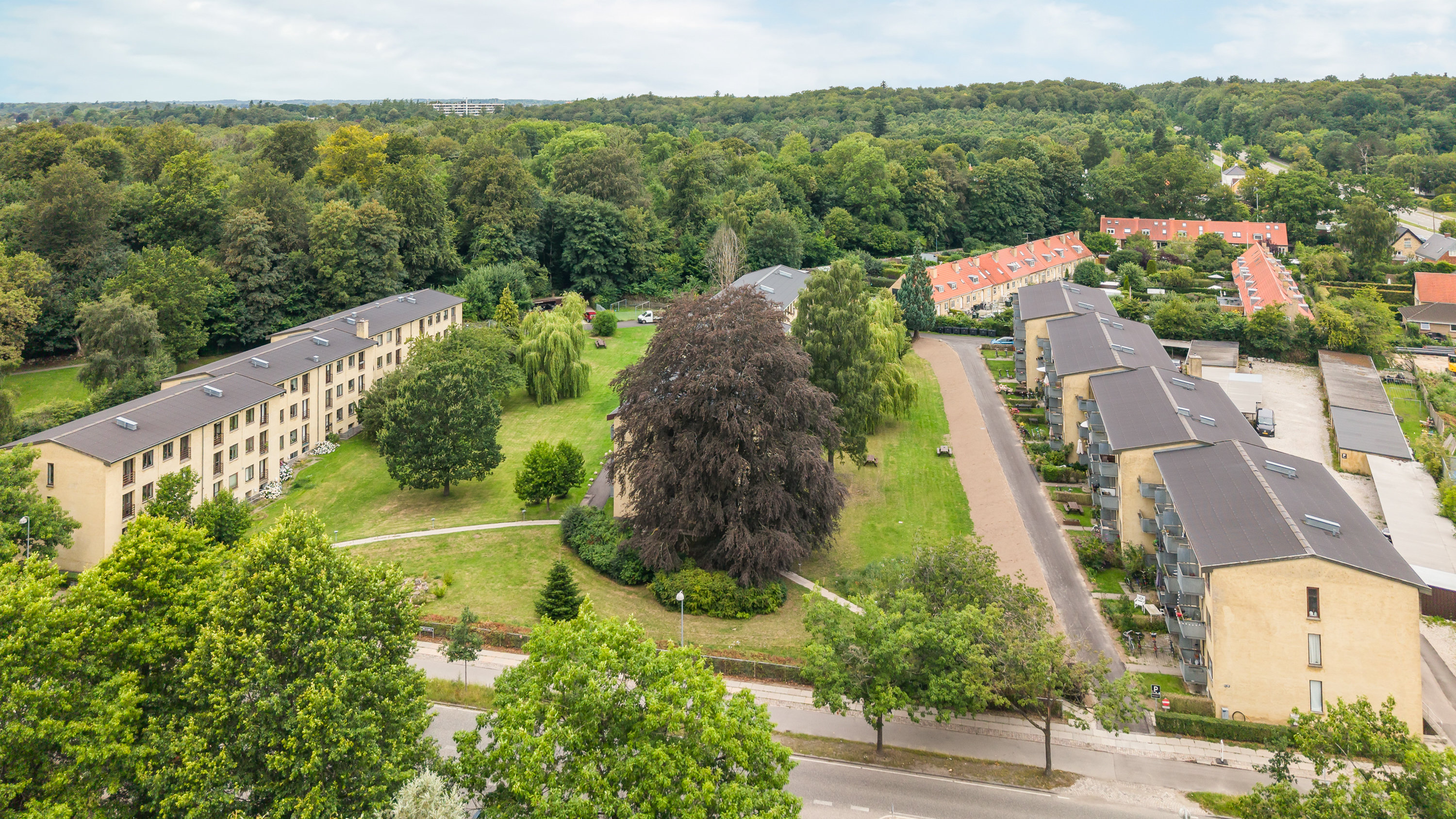 Ejerlejlighed: Luftfoto på Frederiksdalsvej 8B, 1. th., 2830 Virum