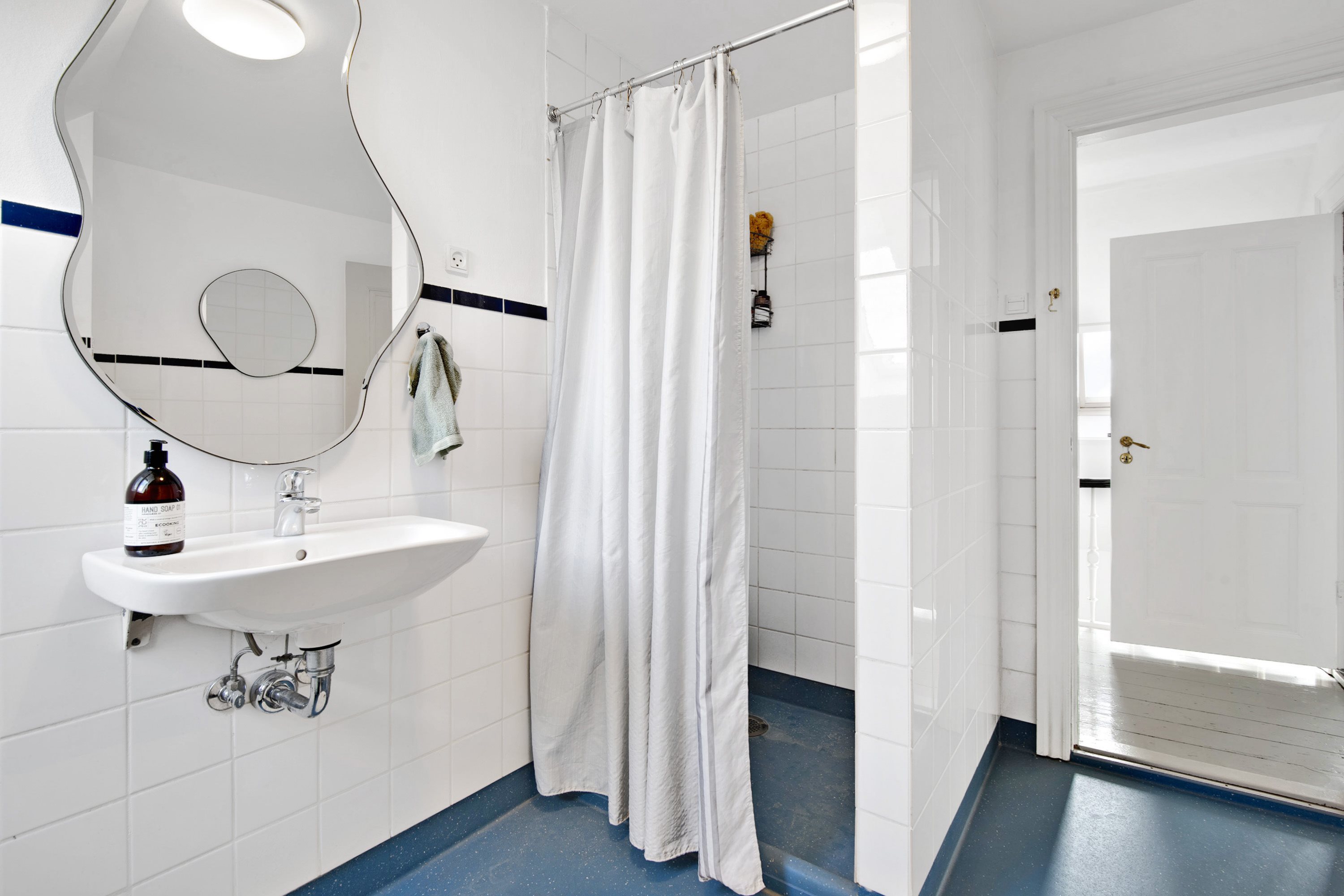 Fremhævet badeværelse billede i fuldskærmstilstand. Billede af Vestergade 7, 5300 Kerteminde