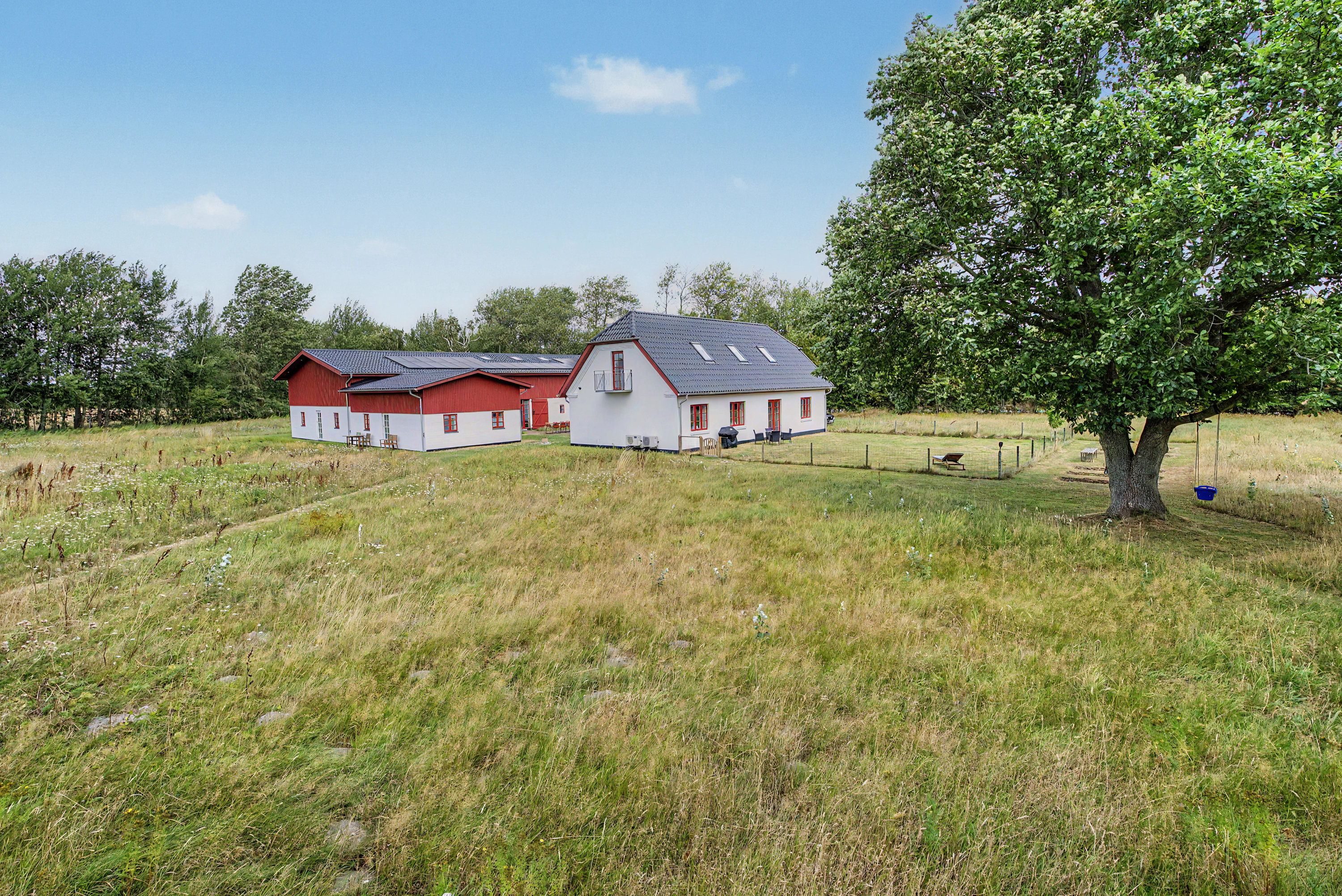 Fremhævet facade billede i fuldskærmstilstand. Billede af Bøtø Ringvej 6, 4873 Væggerløse