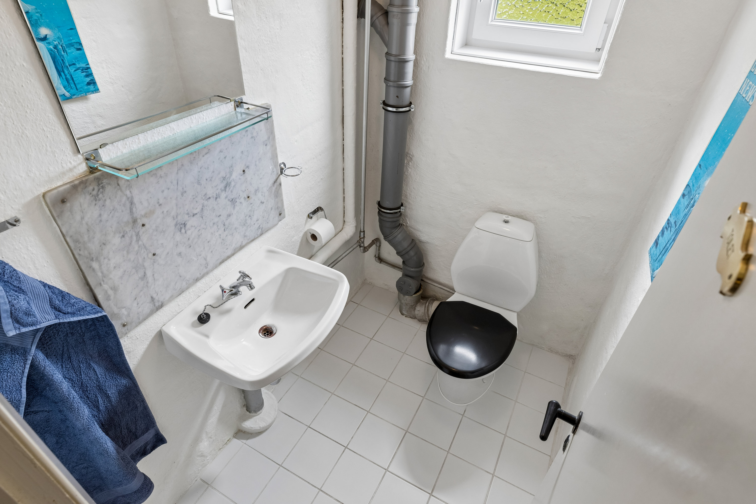 Fremhævet toilet billede i fuldskærmstilstand. Billede af Buskhøjvej 3, 6330 Padborg