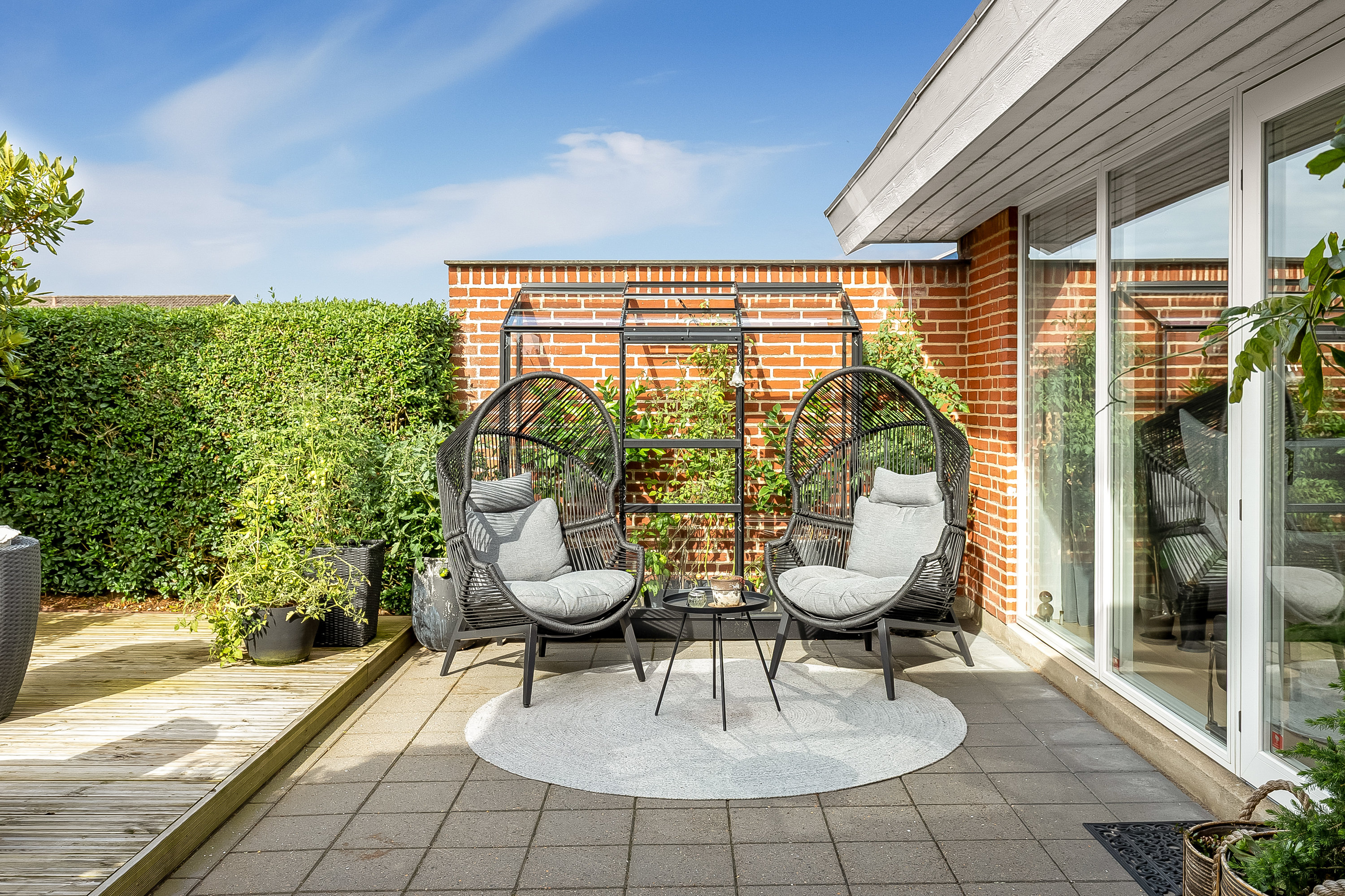 Fremhævet terrasse billede i fuldskærmstilstand. Billede af Tueager 10, 7120 Vejle Øst