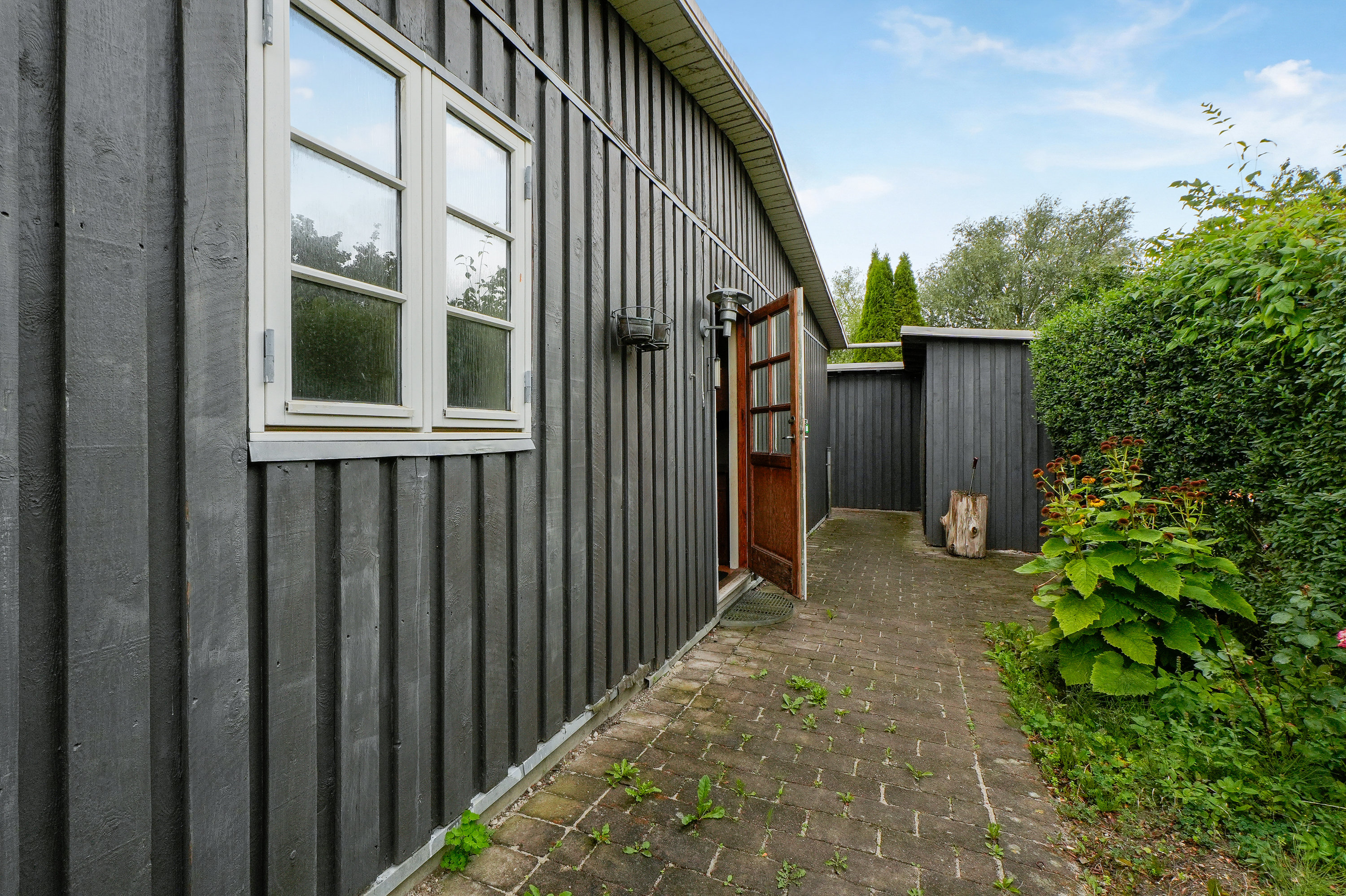 Fremhævet terrasse billede i fuldskærmstilstand. Billede af Skelkær 22, 2650 Hvidovre