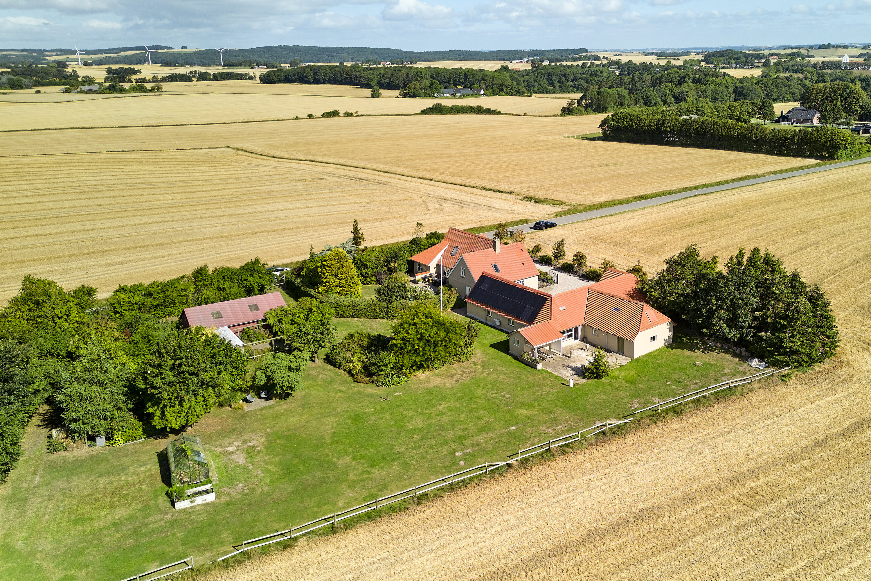 Miniaturebillede 1: drone. Billede af Gramrodevej 5, Gramrode, 7130 Juelsminde
