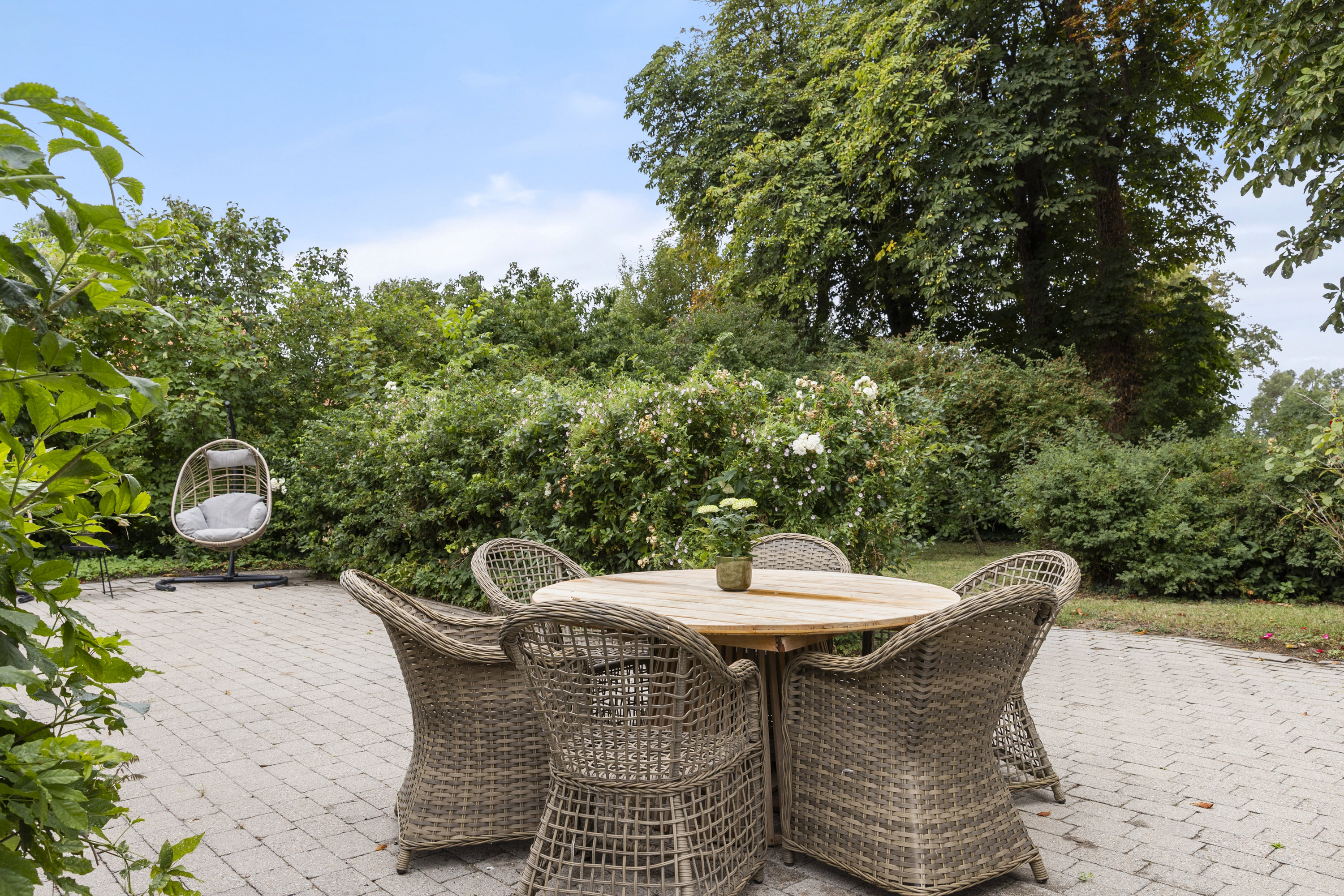 Miniaturebillede 2: terrasse. Billede af Tveje-Merløse 1E, 4300 Holbæk