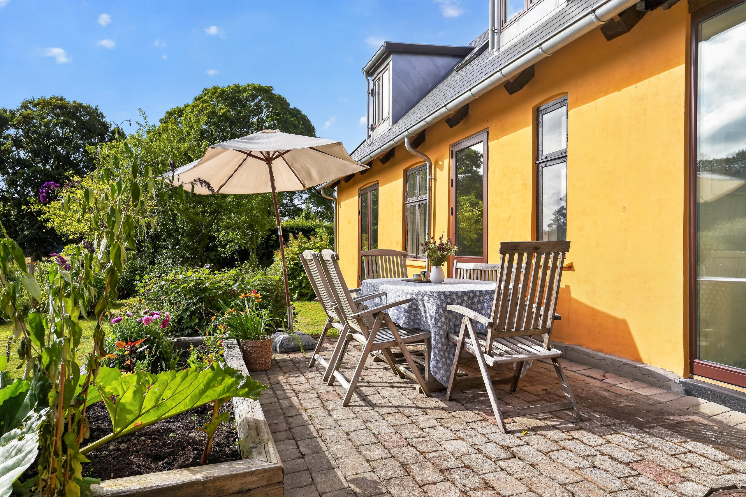 Fremhævet terrasse billede i fuldskærmstilstand. Billede af Klostergade 7, Esrum, 3230 Græsted
