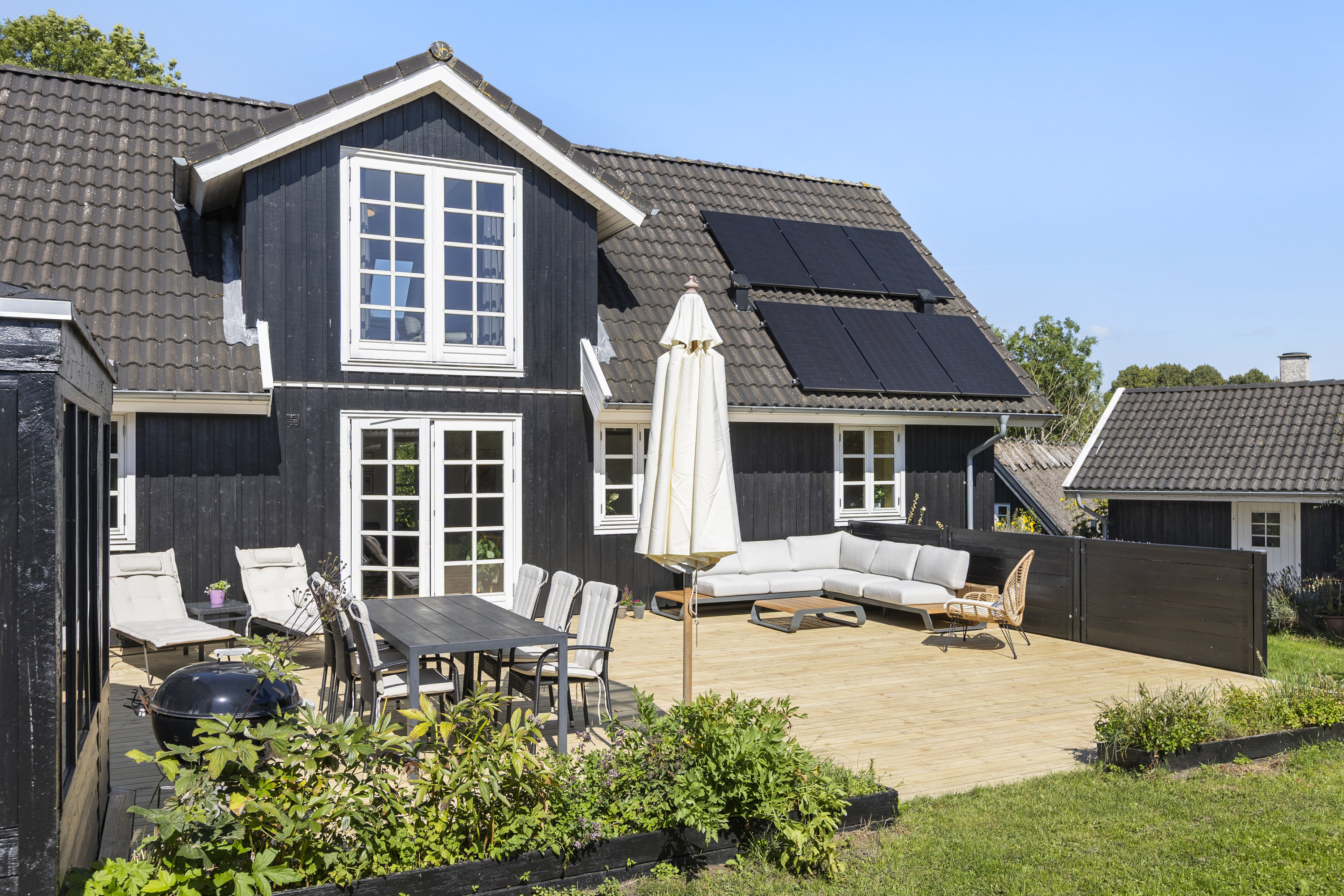 Miniaturebillede 2: terrasse. Billede af Vigvejen 8, Vellerup, 4050 Skibby