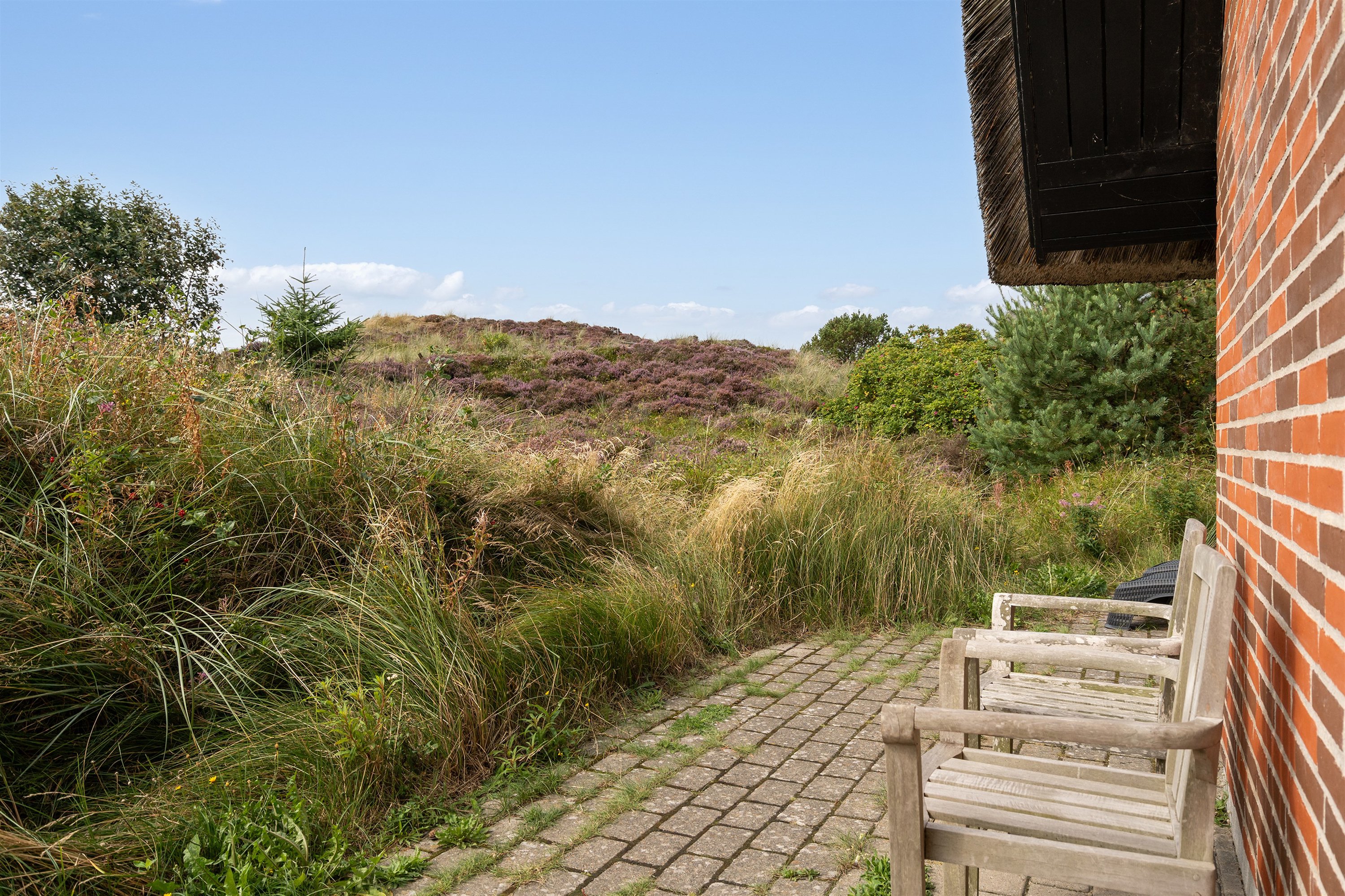 Fremhævet ejendommen billede i fuldskærmstilstand. Billede af Hyldebærvej 12, Henne Strand, 6854 Henne