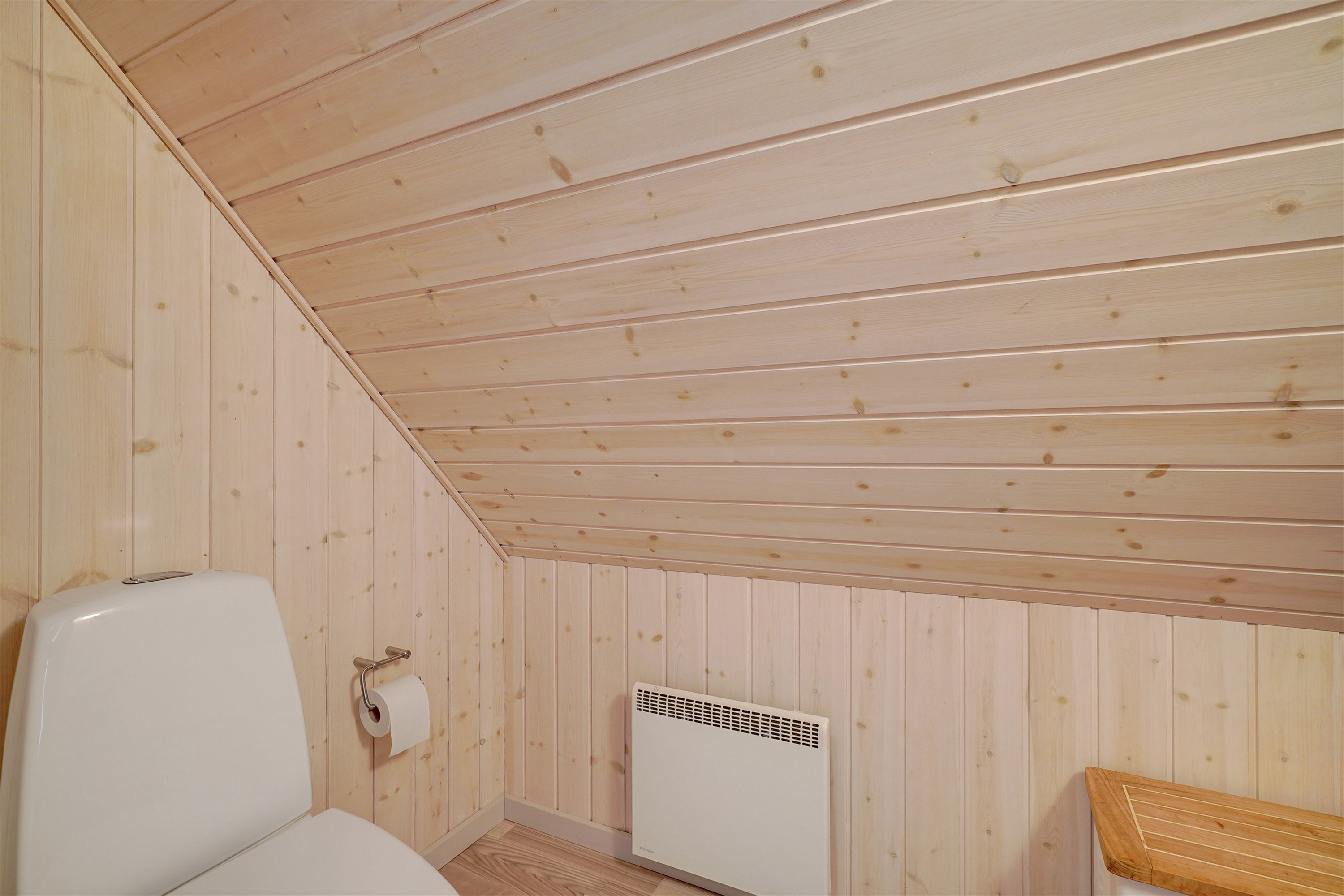 Fremhævet toilet billede i fuldskærmstilstand. Billede af Hyldebærvej 12, Henne Strand, 6854 Henne