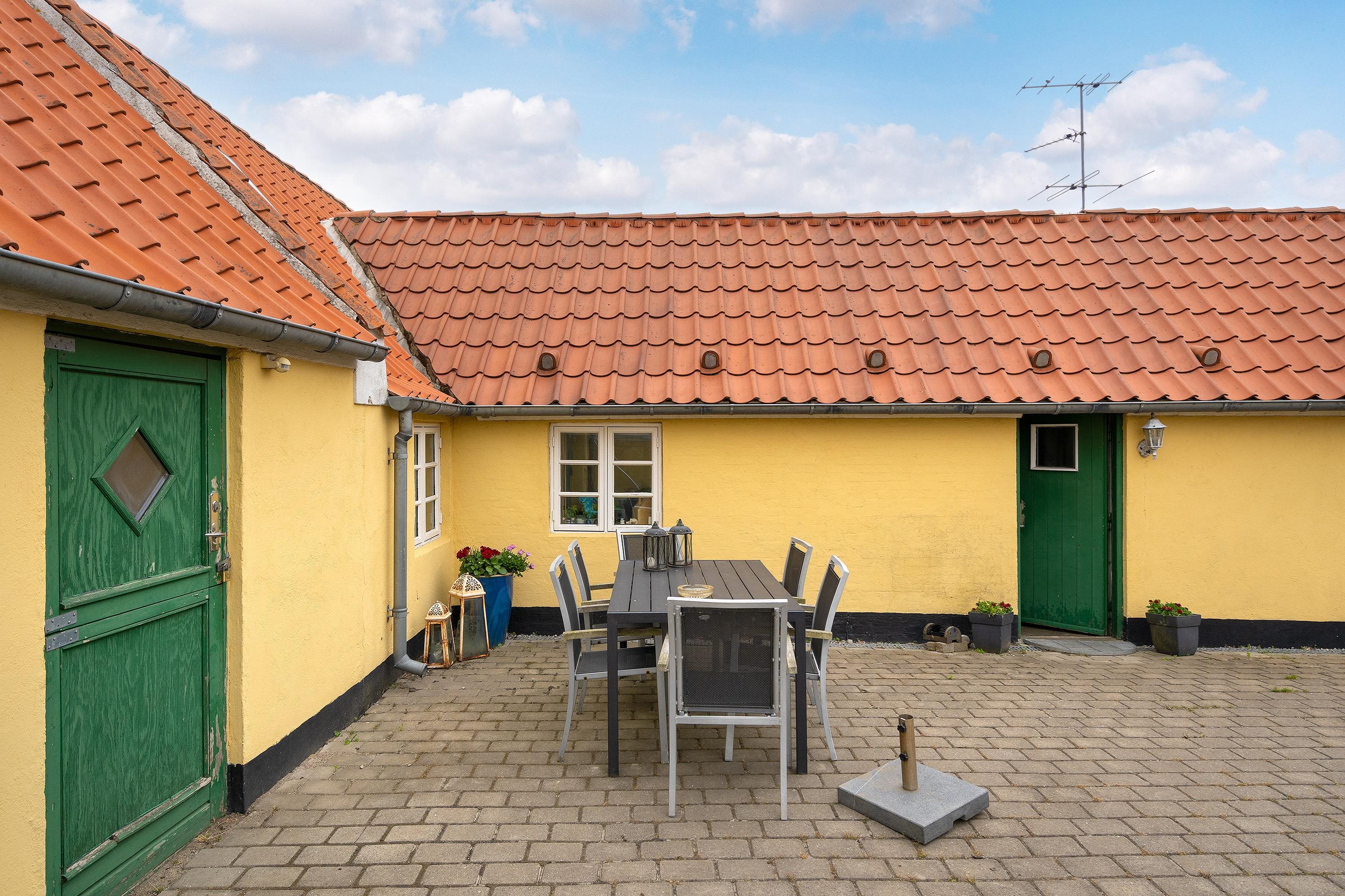 Fremhævet ejendommen billede i fuldskærmstilstand. Billede af V Strandsbjerg 9, 6950 Ringkøbing
