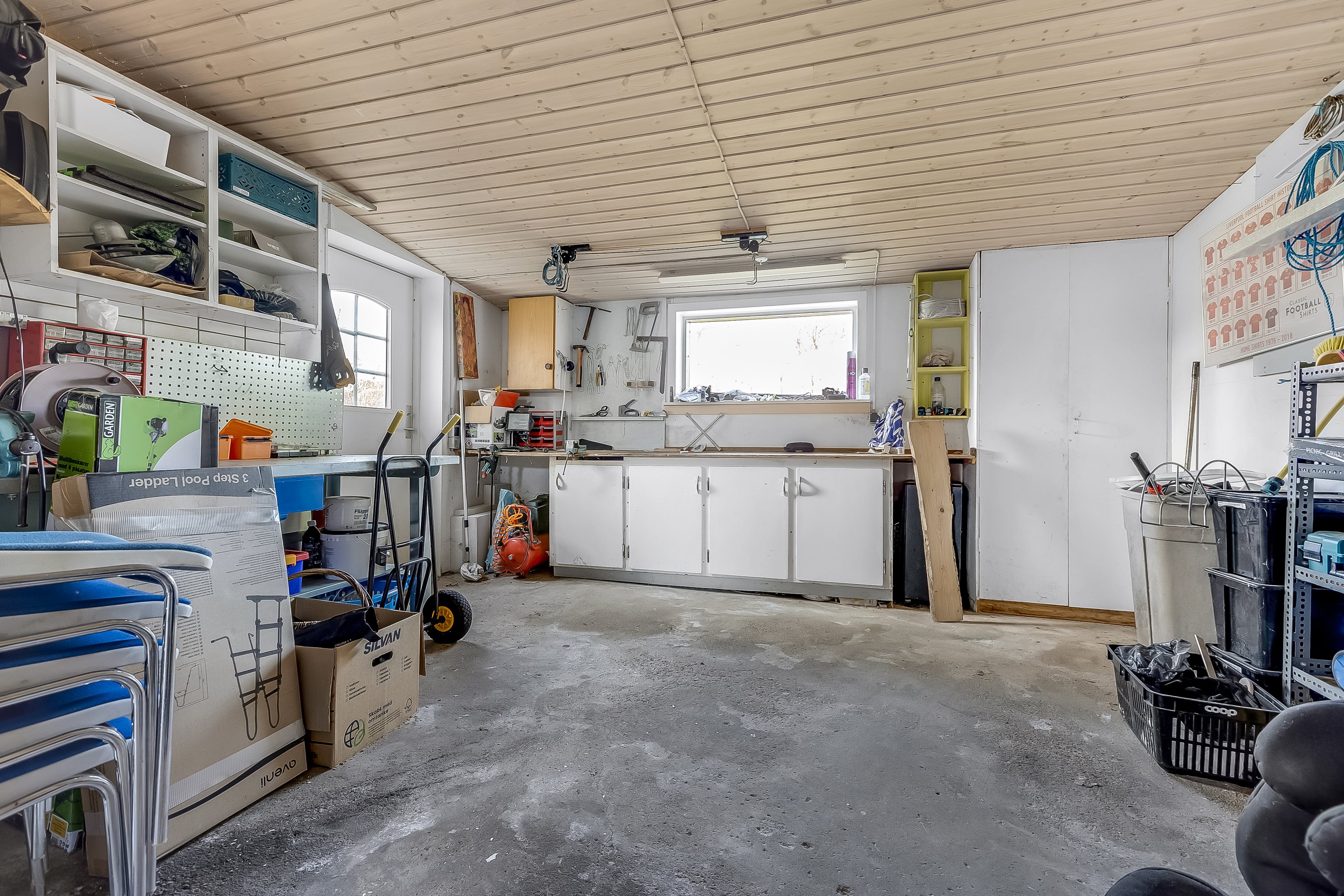 Fremhævet garage billede i fuldskærmstilstand. Billede af Mindevej 3, 4470 Svebølle