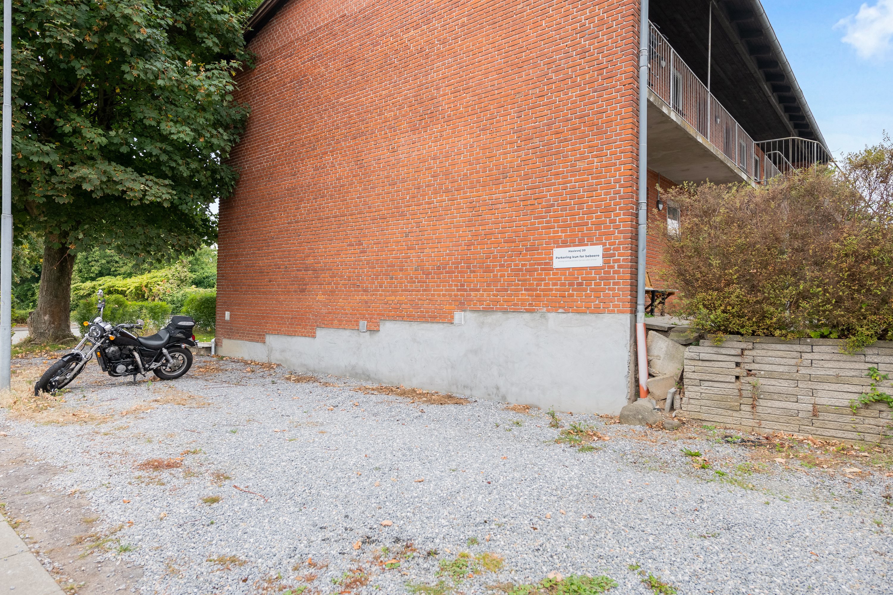 Fremhævet bygning billede i fuldskærmstilstand. Billede af Haslevej 20, 1. 7., 8230 Åbyhøj
