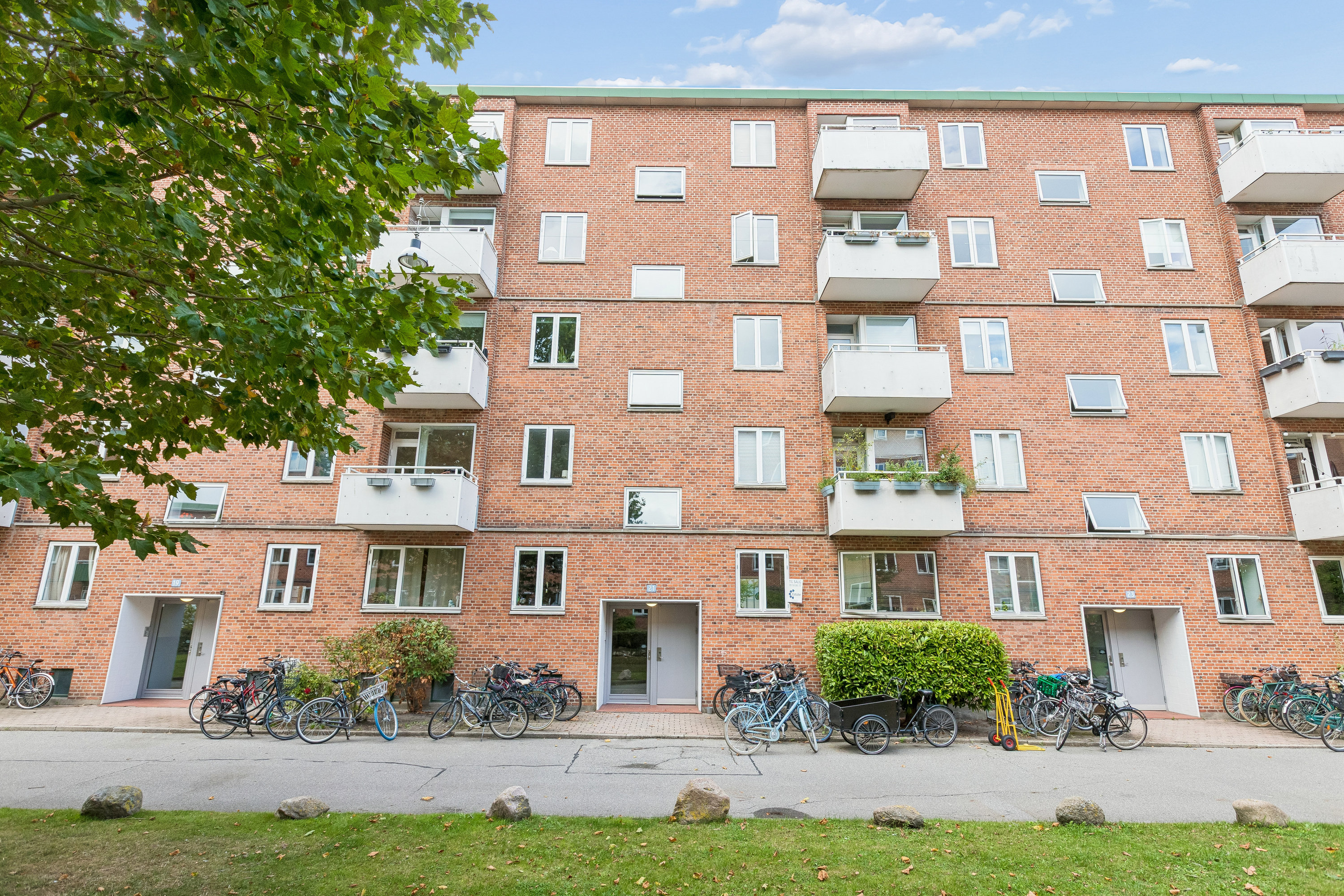 Fremhævet andet billede i fuldskærmstilstand. Billede af Reberbanegade 21, st. th., 2300 København S