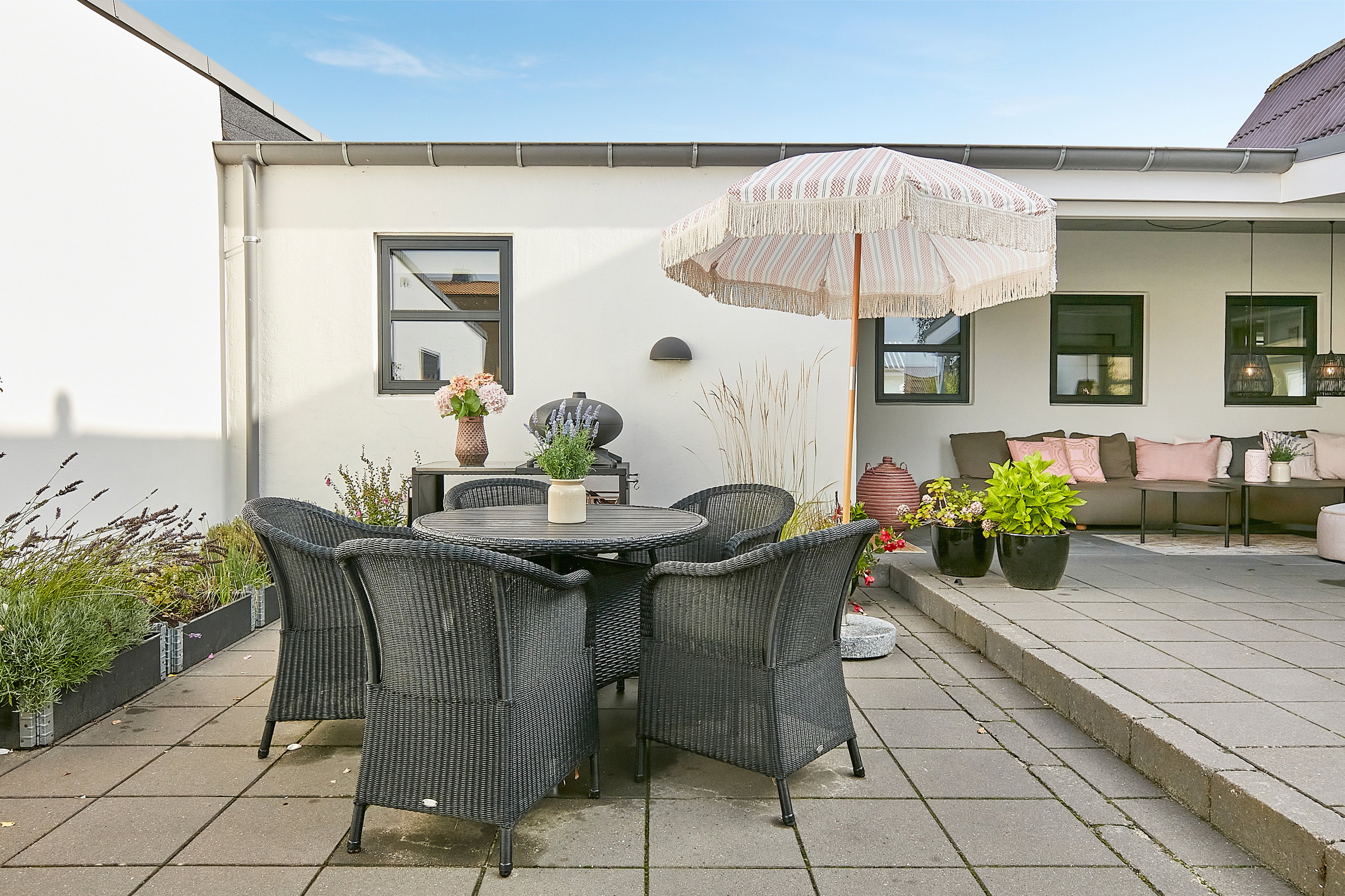 Fremhævet terrasse billede i fuldskærmstilstand. Billede af Bygaden 66, Stensballe, 8700 Horsens