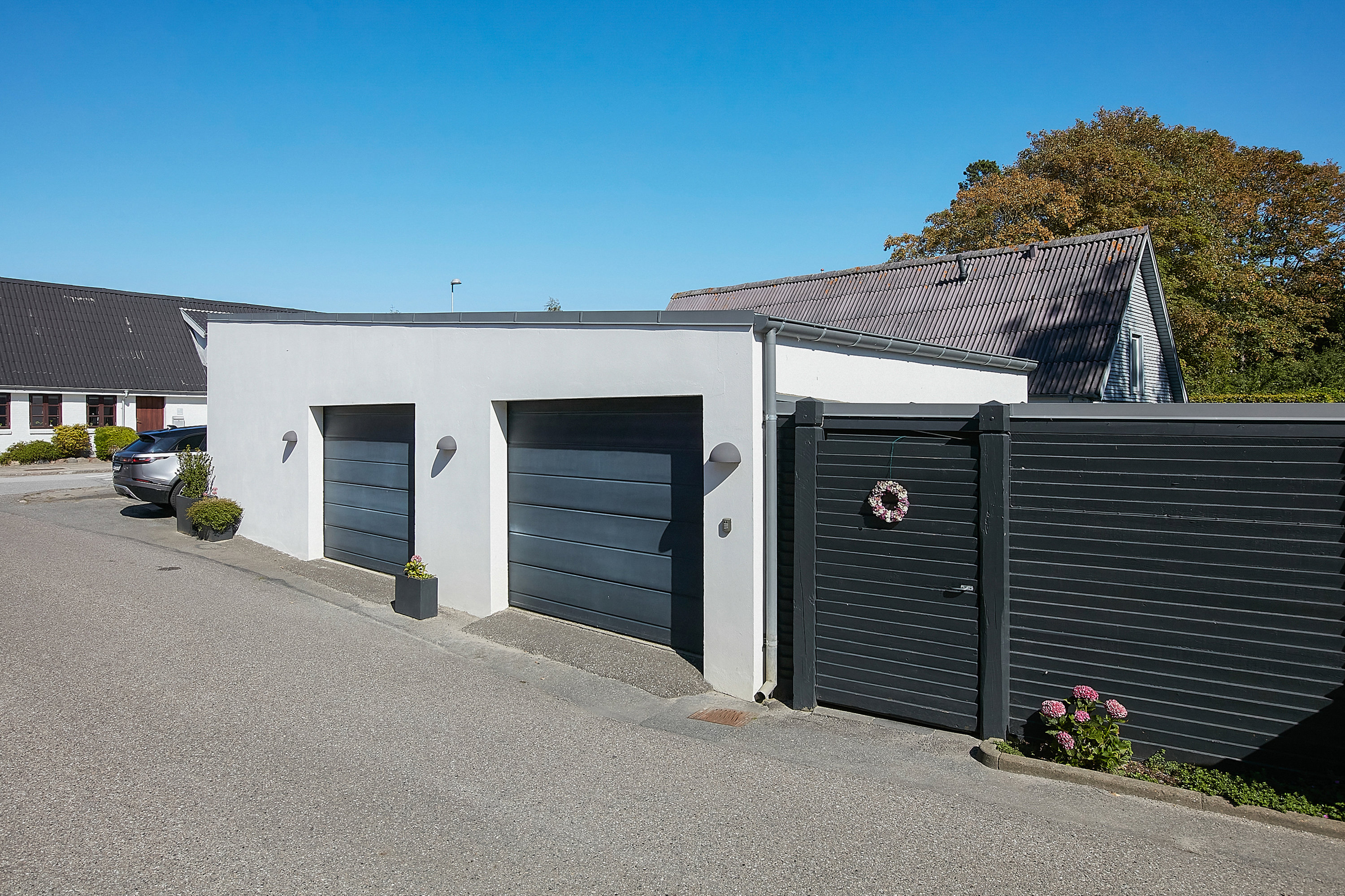 Fremhævet garage billede i fuldskærmstilstand. Billede af Bygaden 66, Stensballe, 8700 Horsens
