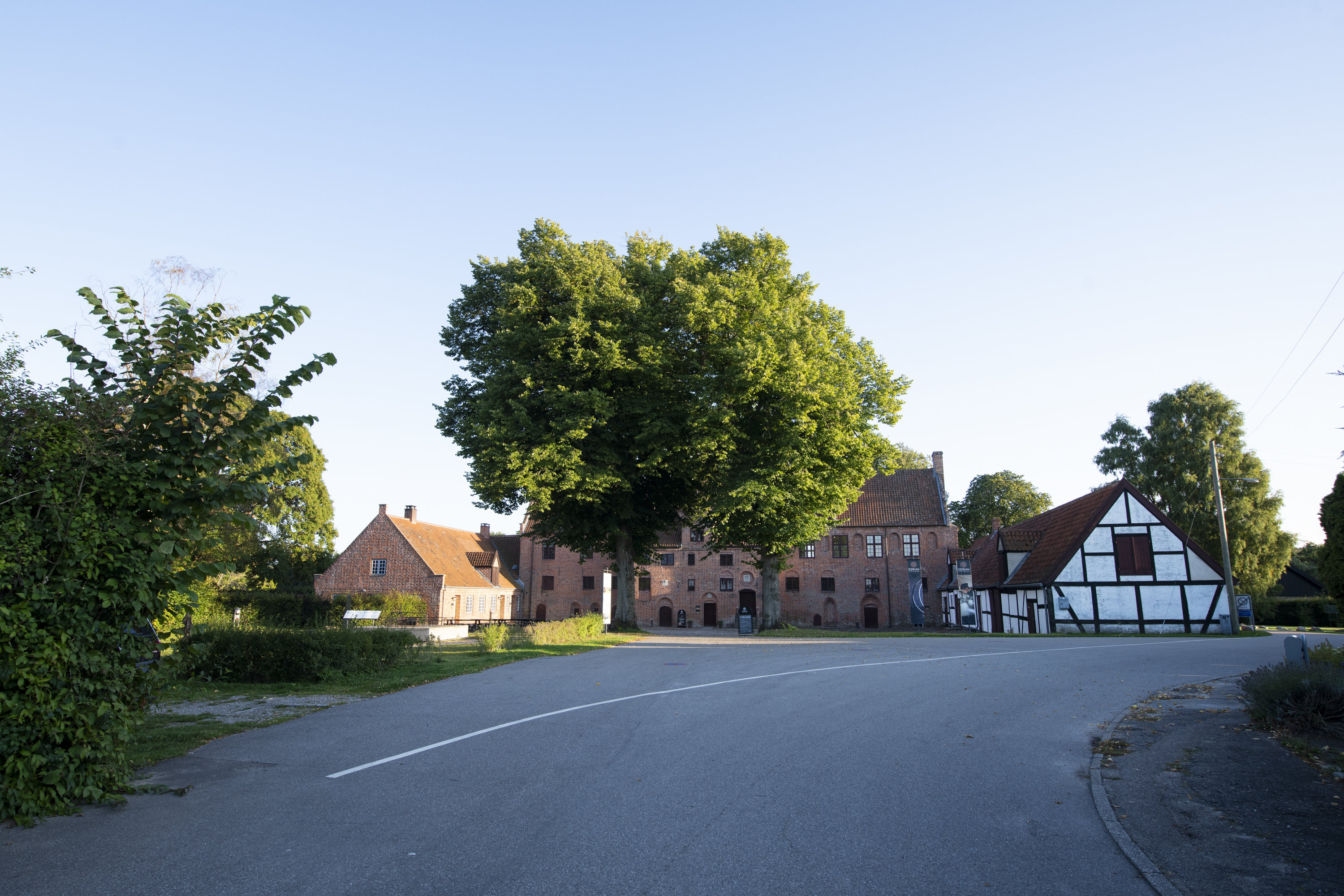 Fremhævet  billede i fuldskærmstilstand. Billede af Klostergade 7, Esrum, 3230 Græsted