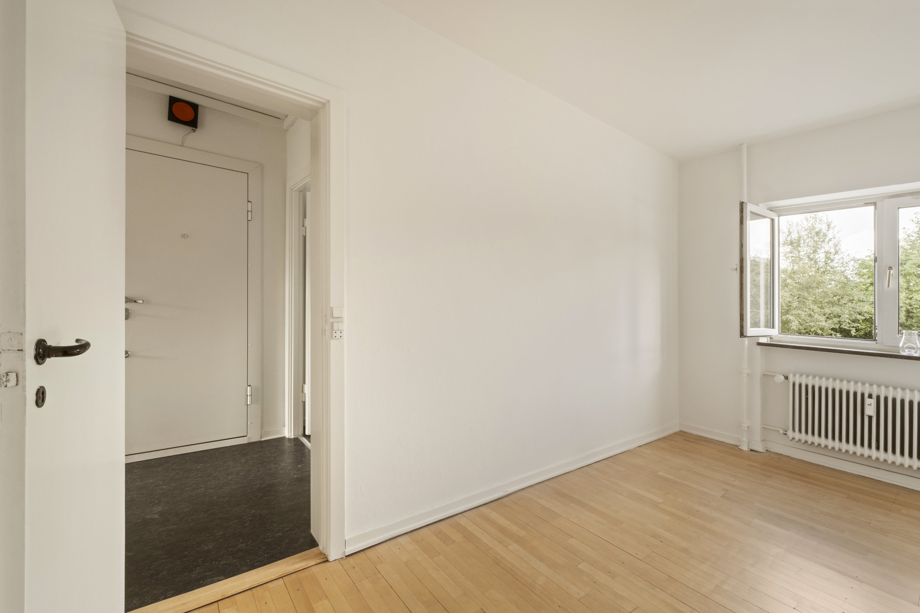 Fremhævet  billede i fuldskærmstilstand. Billede af Rådmand Steins Alle 25, st. tv., 2000 Frederiksberg