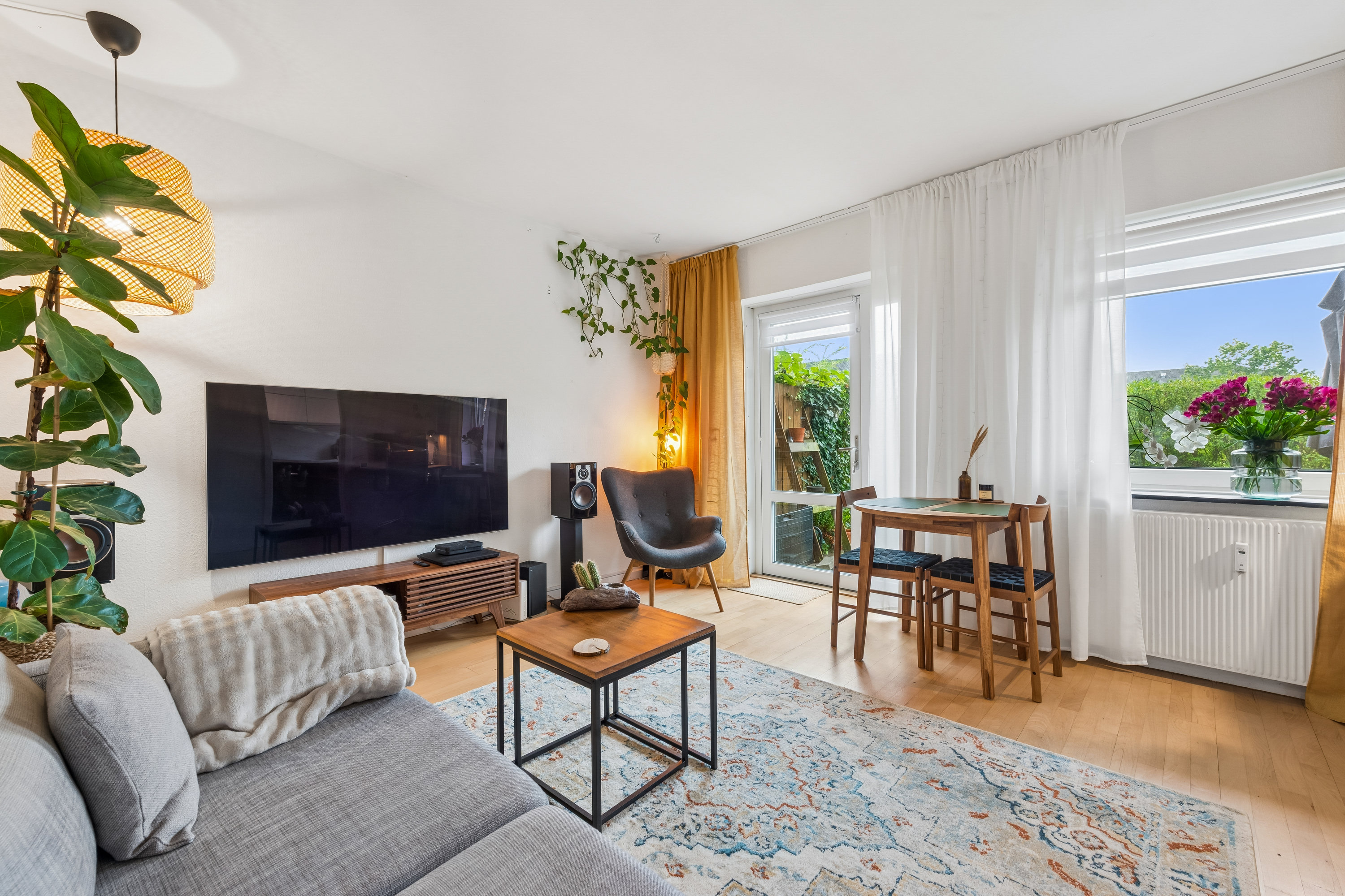 Fremhævet stue billede i fuldskærmstilstand. Billede af Lindevangshusene 112, st. mf., 2630 Taastrup