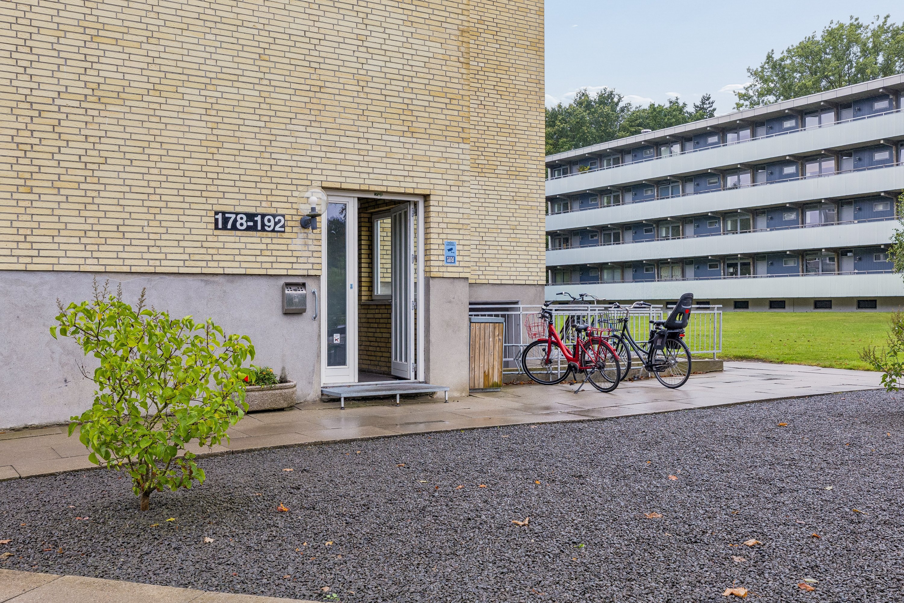 Fremhævet andet billede i fuldskærmstilstand. Billede af Æbleparken 178, 2., Søhus, 5270 Odense N
