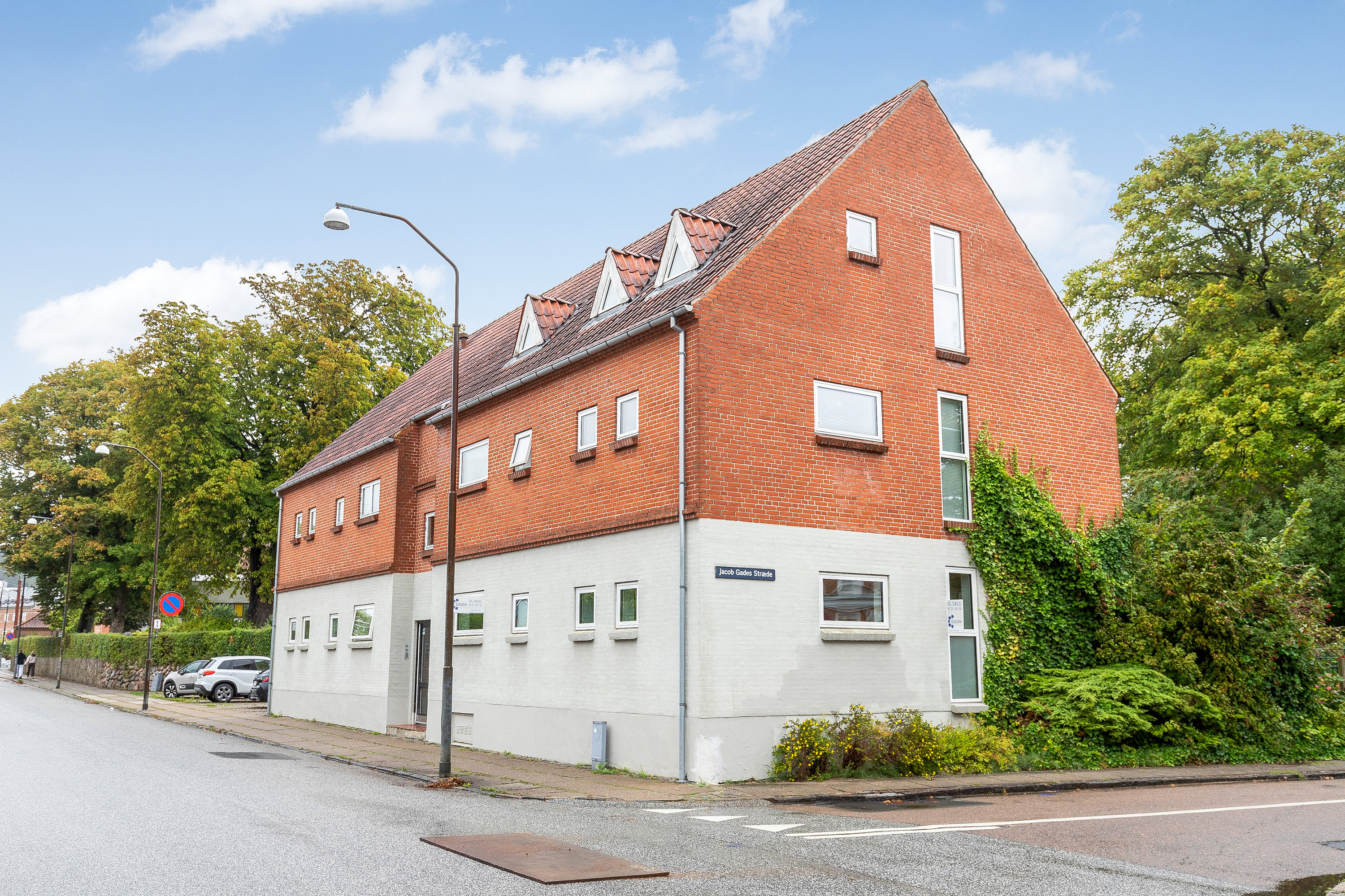 Fremhævet ejendommen billede i fuldskærmstilstand. Billede af Jernbanegade 24, st. th., 7100 Vejle
