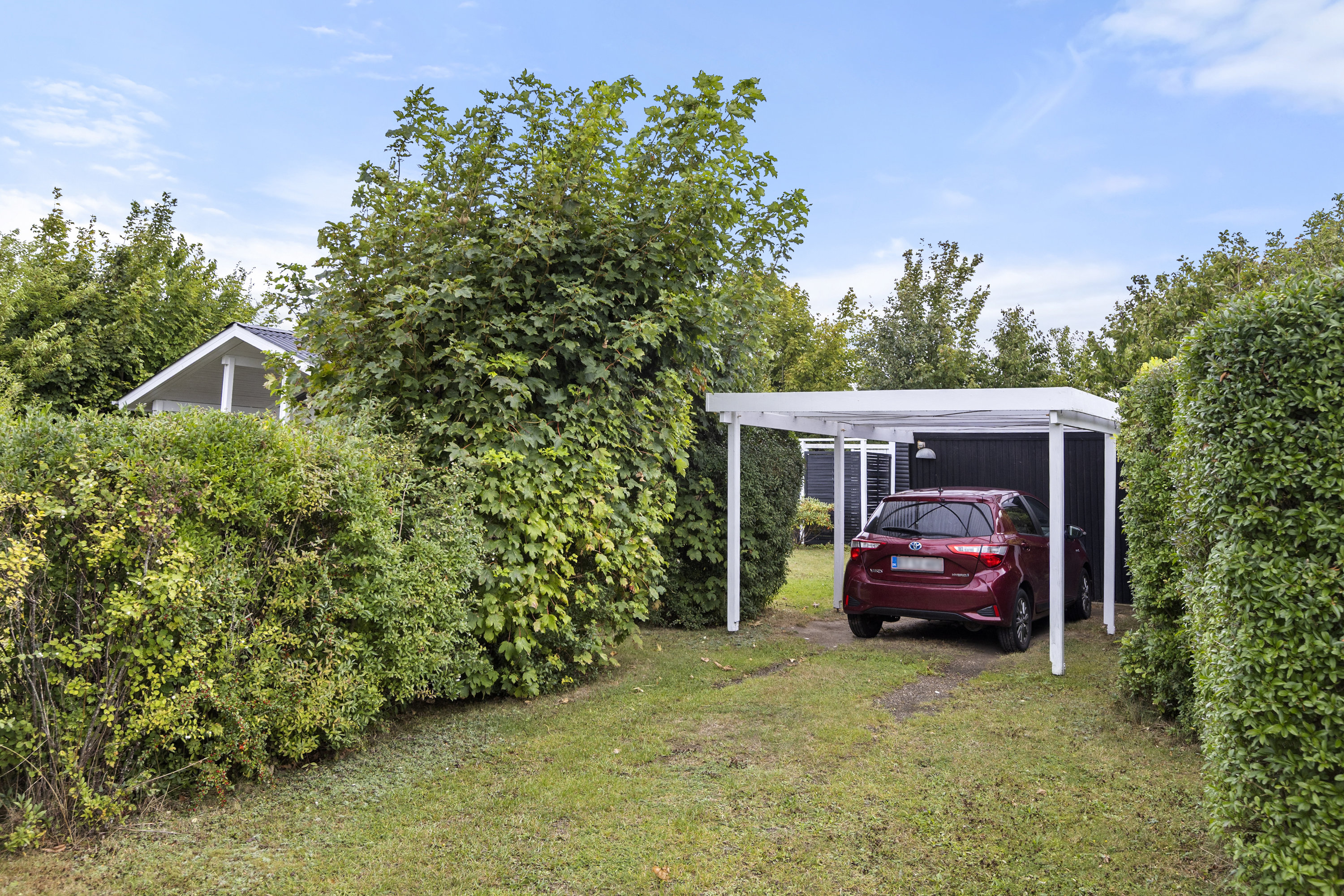 Fremhævet carport billede i fuldskærmstilstand. Billede af Birkevej 57, Næsby Strand, 4200 Slagelse