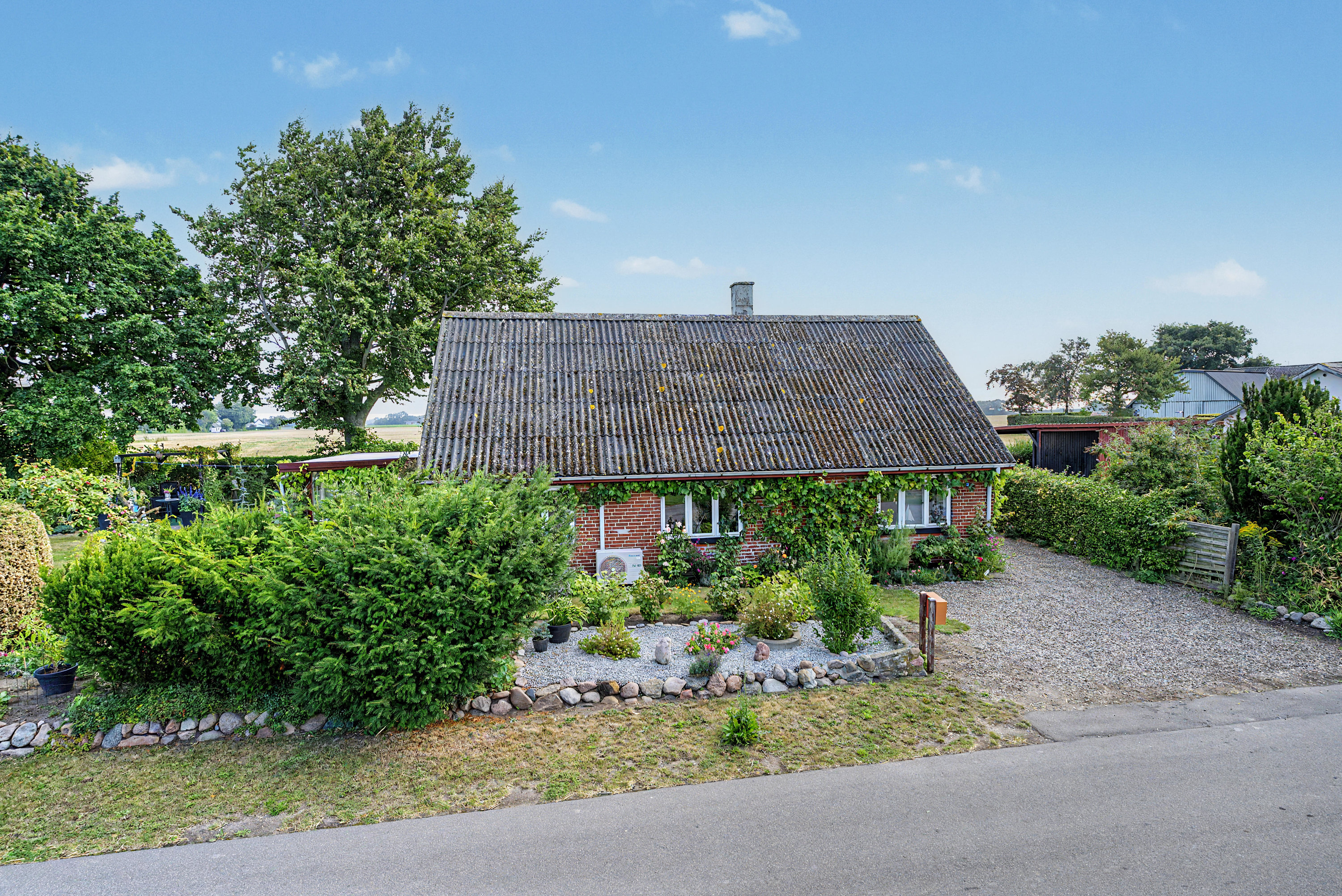 Fremhævet mastefoto billede i fuldskærmstilstand. Billede af Rudbjergvej 76, Næsby, 4900 Nakskov