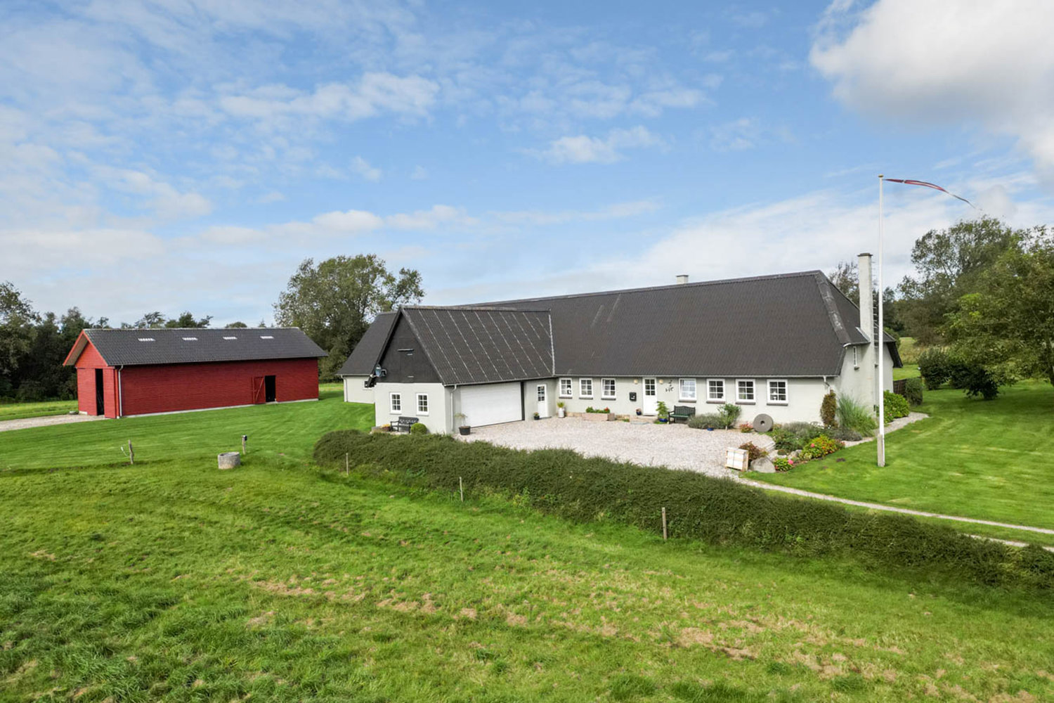 Miniaturebillede 1: . Billede af Løgeskov 38, 5771 Stenstrup