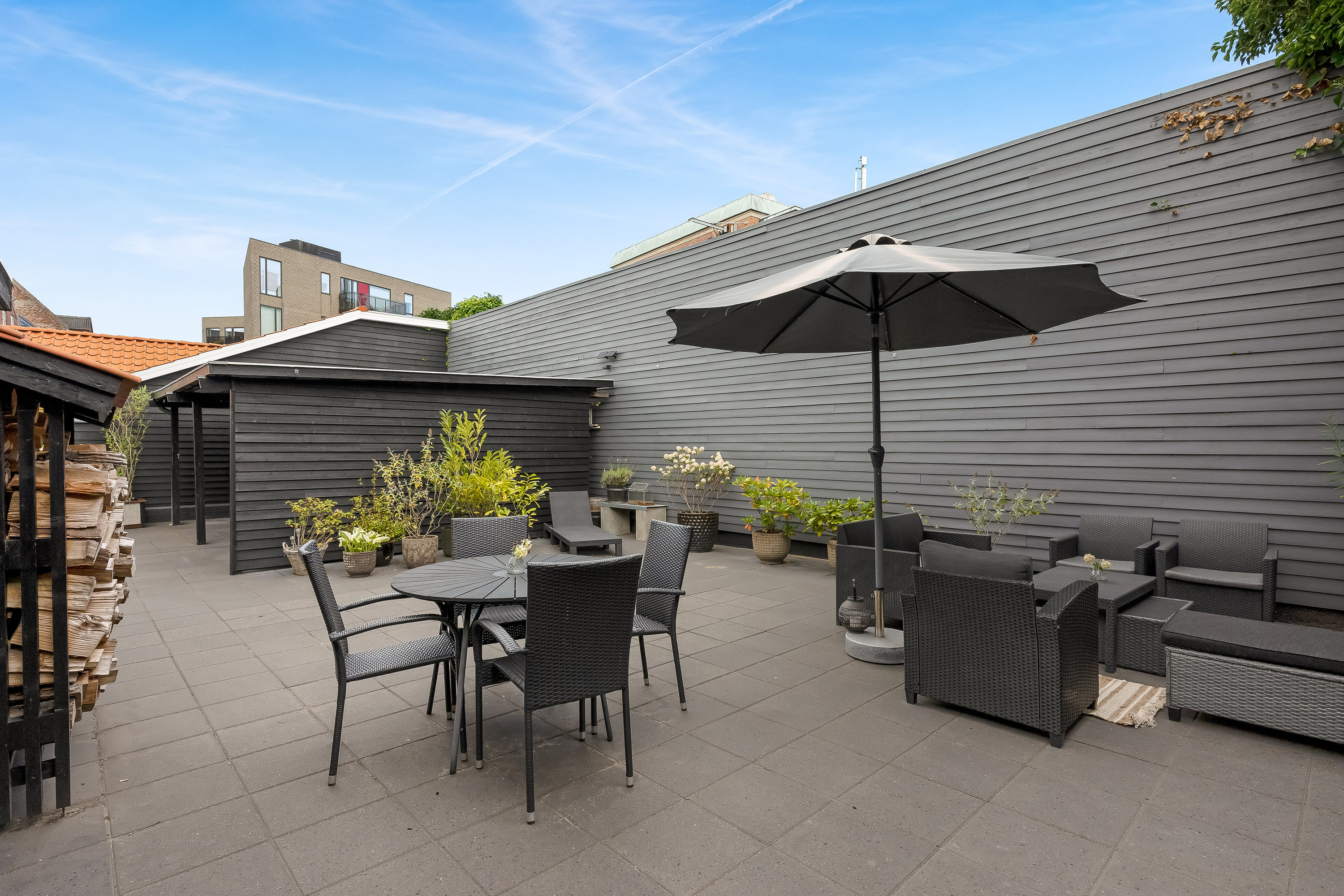 Fremhævet terrasse billede i fuldskærmstilstand. Billede af Sct Jørgens Gade 8, st., 7500 Holstebro