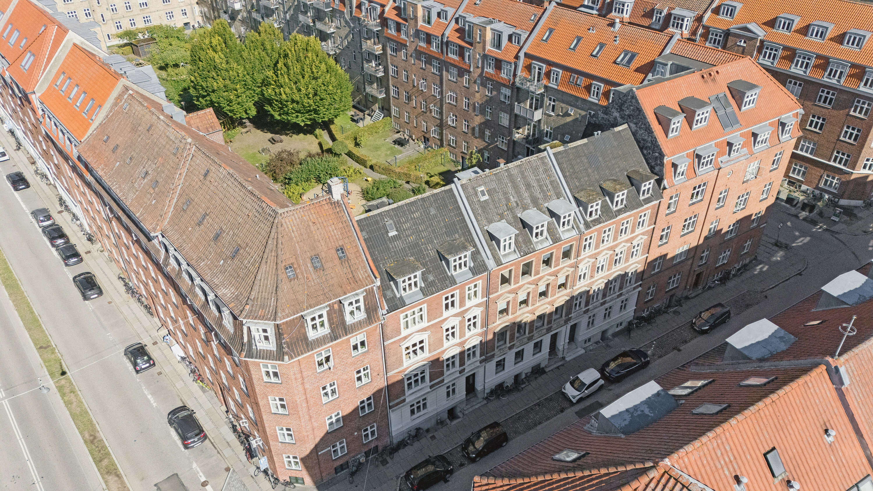 Fremhævet luftfoto billede i fuldskærmstilstand. Billede af Marstrandsgade 36, 4., 8000 Aarhus C