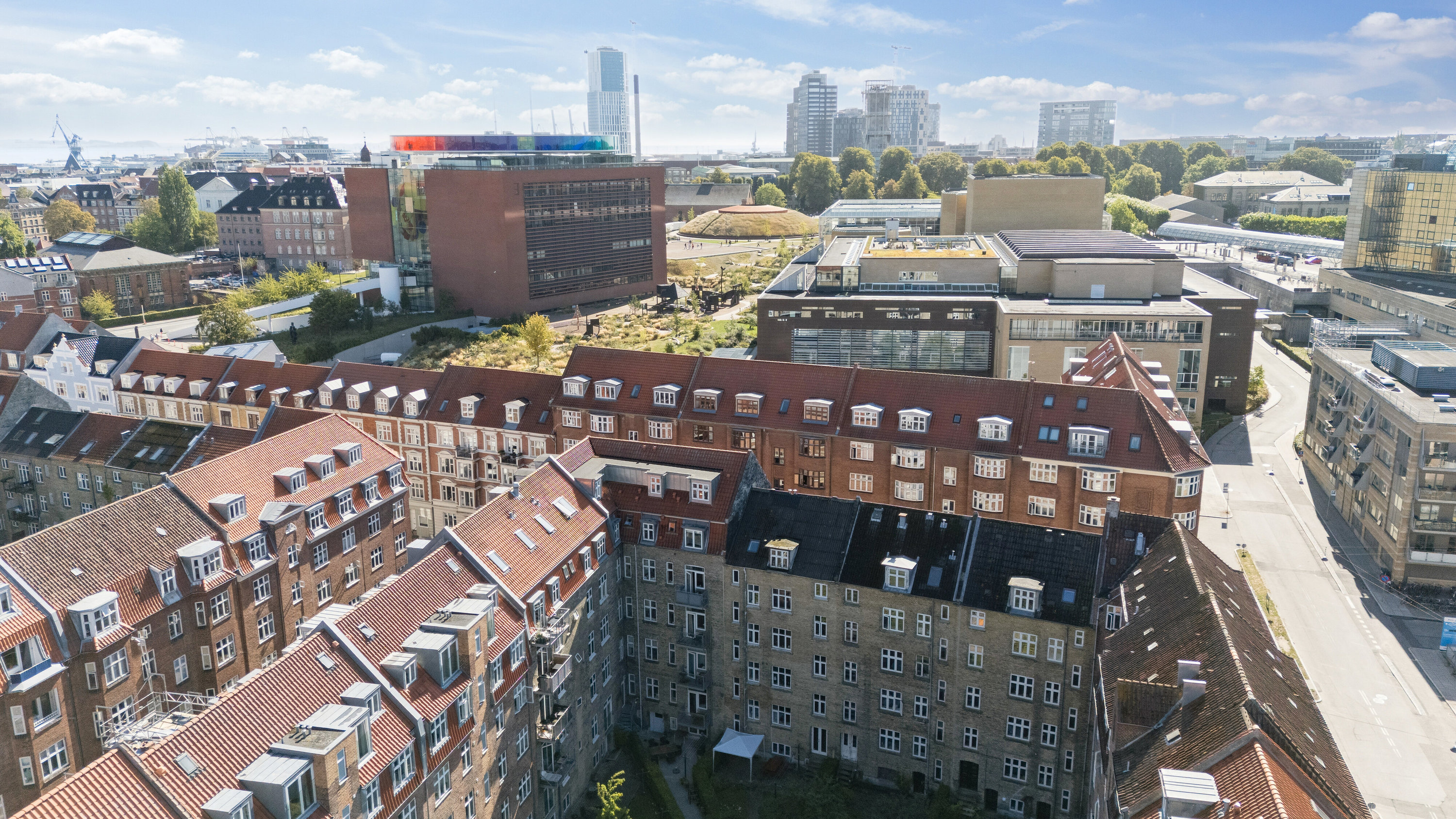 Fremhævet luftfoto billede i fuldskærmstilstand. Billede af Marstrandsgade 36, 4., 8000 Aarhus C