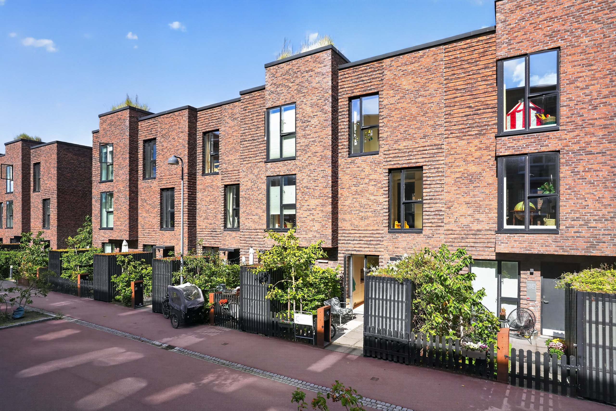 Miniaturebillede 1: ejendommen. Billede af Rubinolavej 33, 2500 Valby