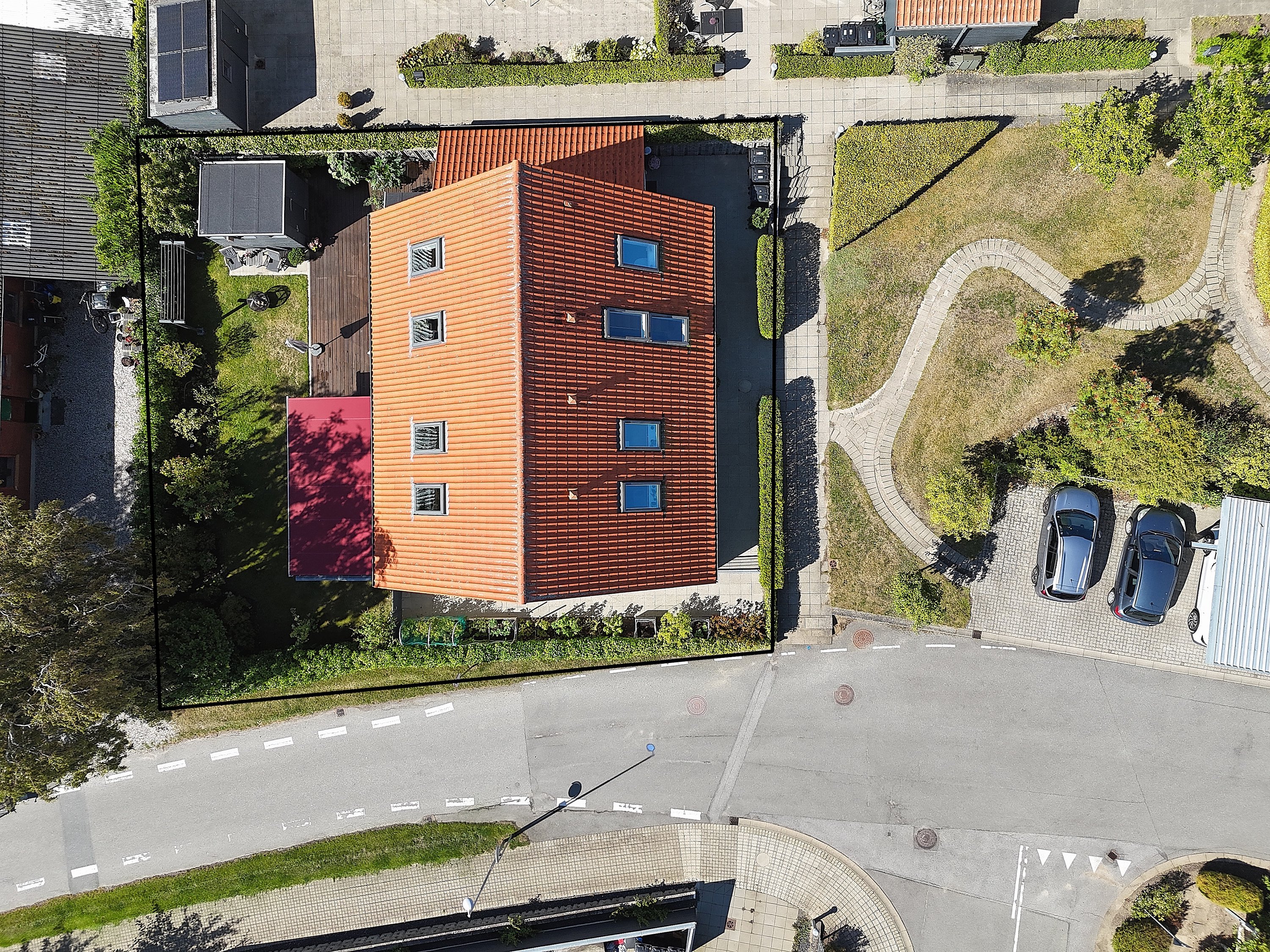 Fremhævet luftfoto billede i fuldskærmstilstand. Billede af Elsted Kirkevej 19, 8520 Lystrup