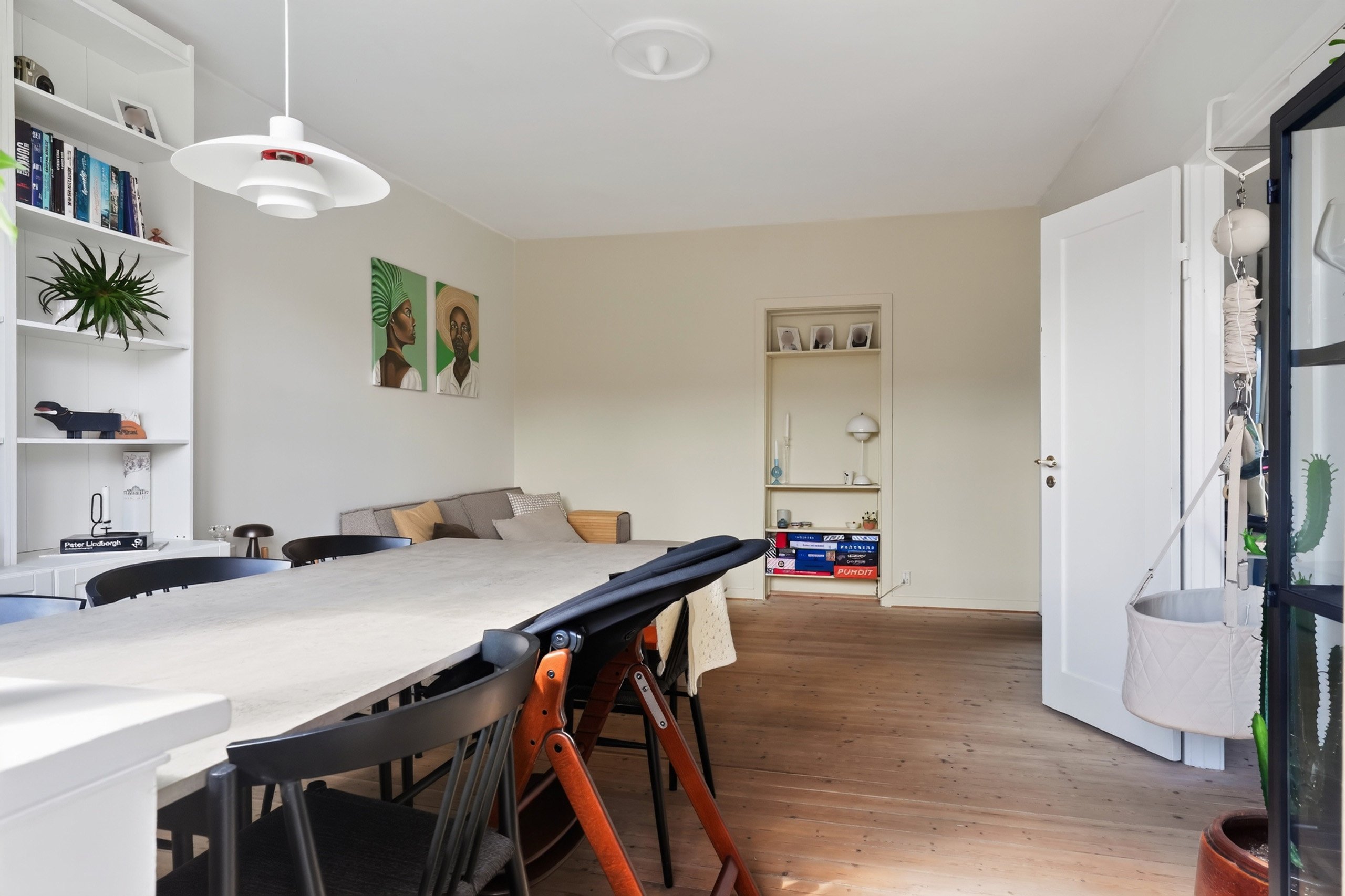 Miniaturebillede 2: spisestue. Billede af Peter Bangs Vej 274, 1. tv., 2500 Valby